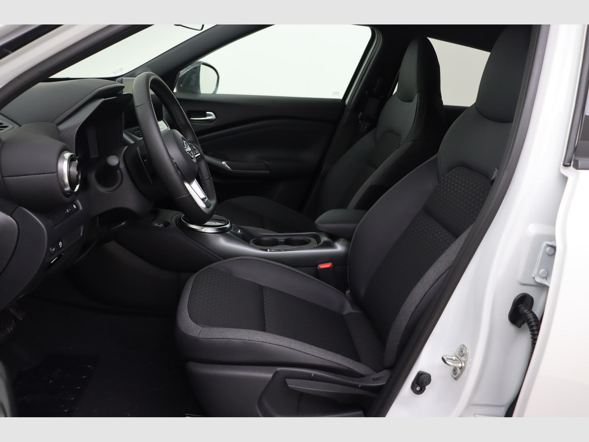 Nissan Juke N-Connecta (2026) - Foto 13