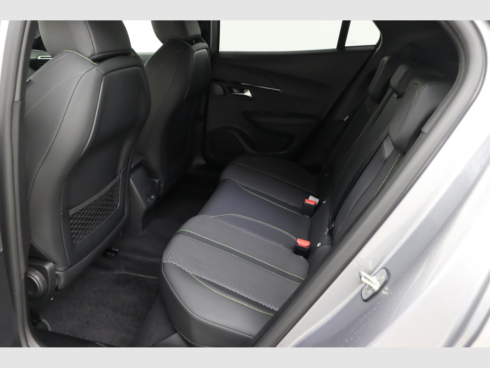 Peugeot 2008 GT (2026) - Foto 16