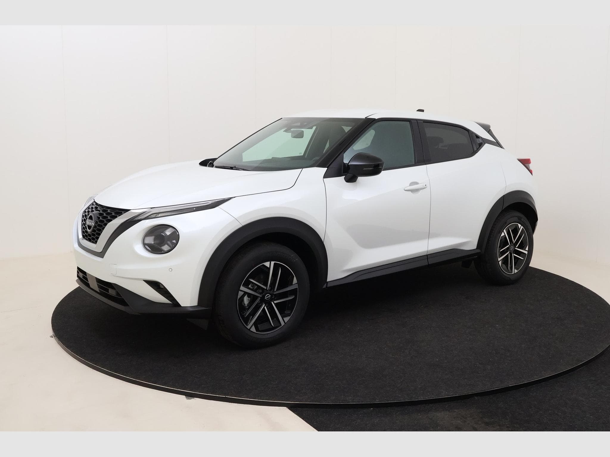 Nissan Juke N-Connecta + Winter Pack + Navigation (2026) - Foto 10
