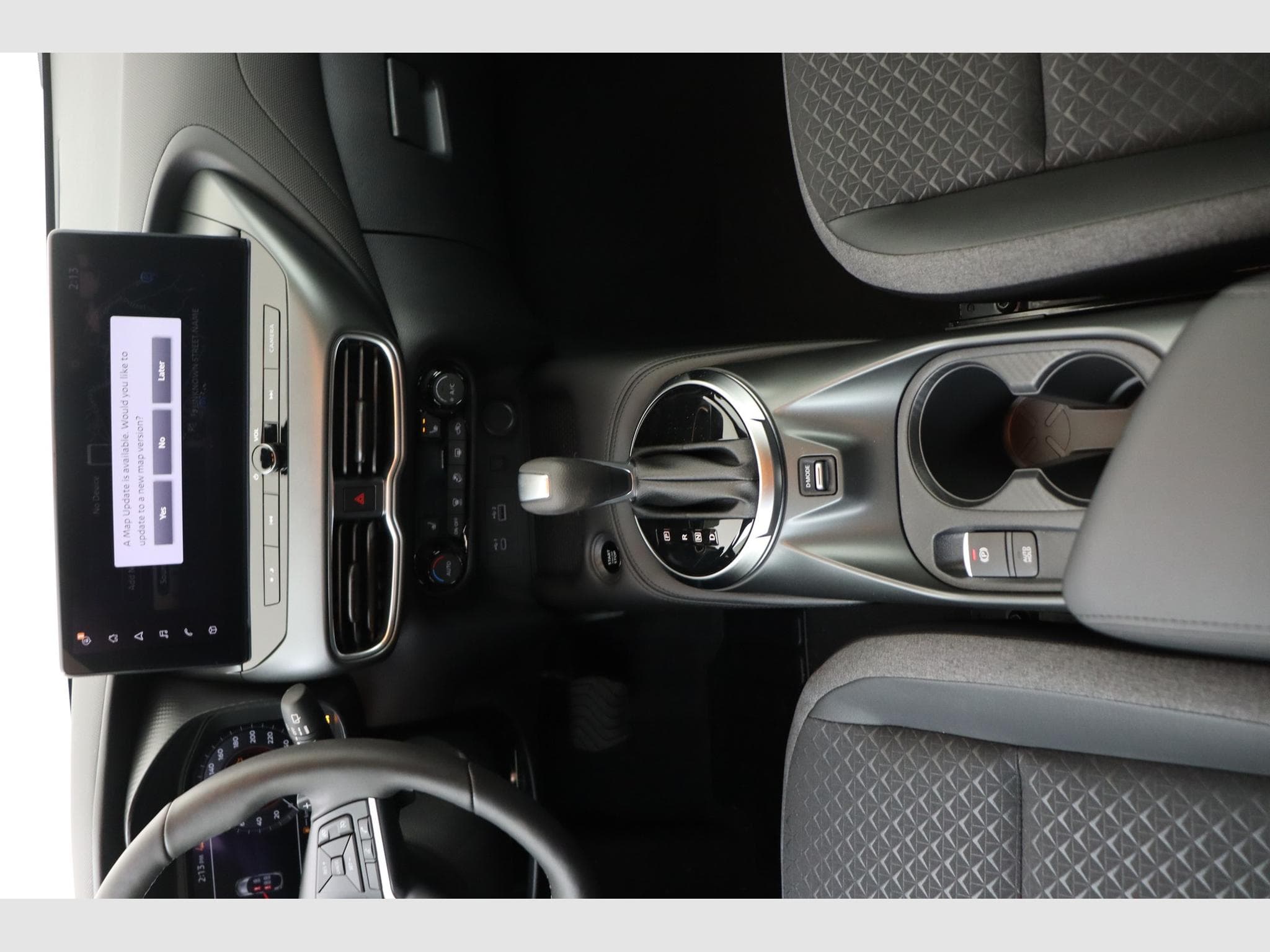 Nissan Juke N-Connecta + Winter Pack + Navigation (2026) - Foto 12