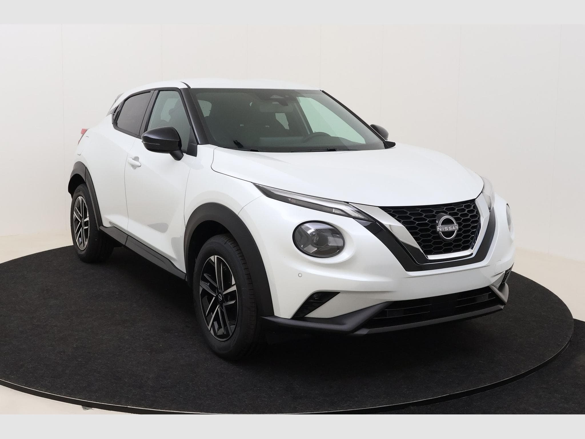 Nissan Juke N-Connecta + Winter Pack + Navigation (2026) - Foto 3