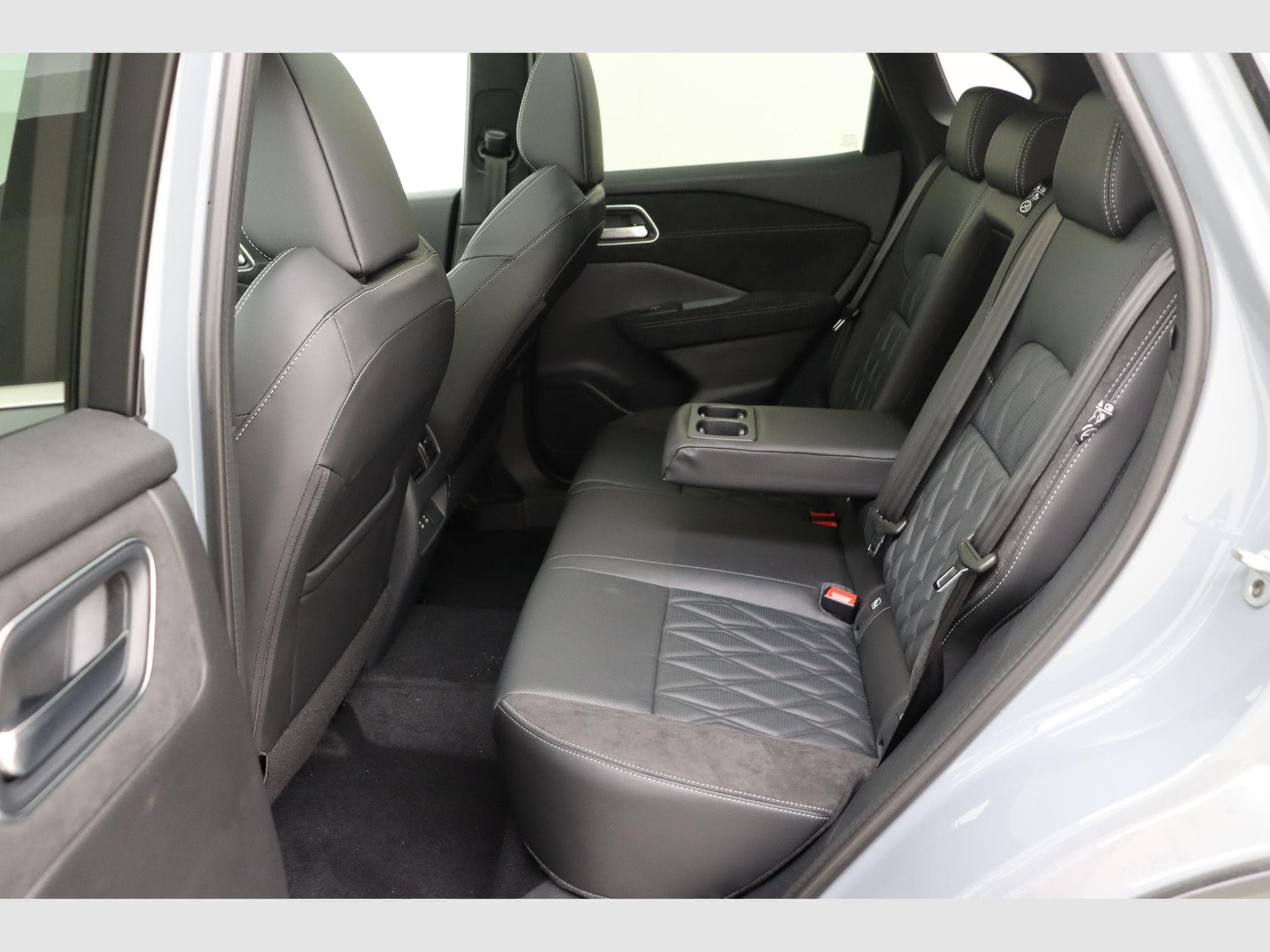Nissan Qashqai Tekna Plus + 2 Tone (2026) - Foto 14