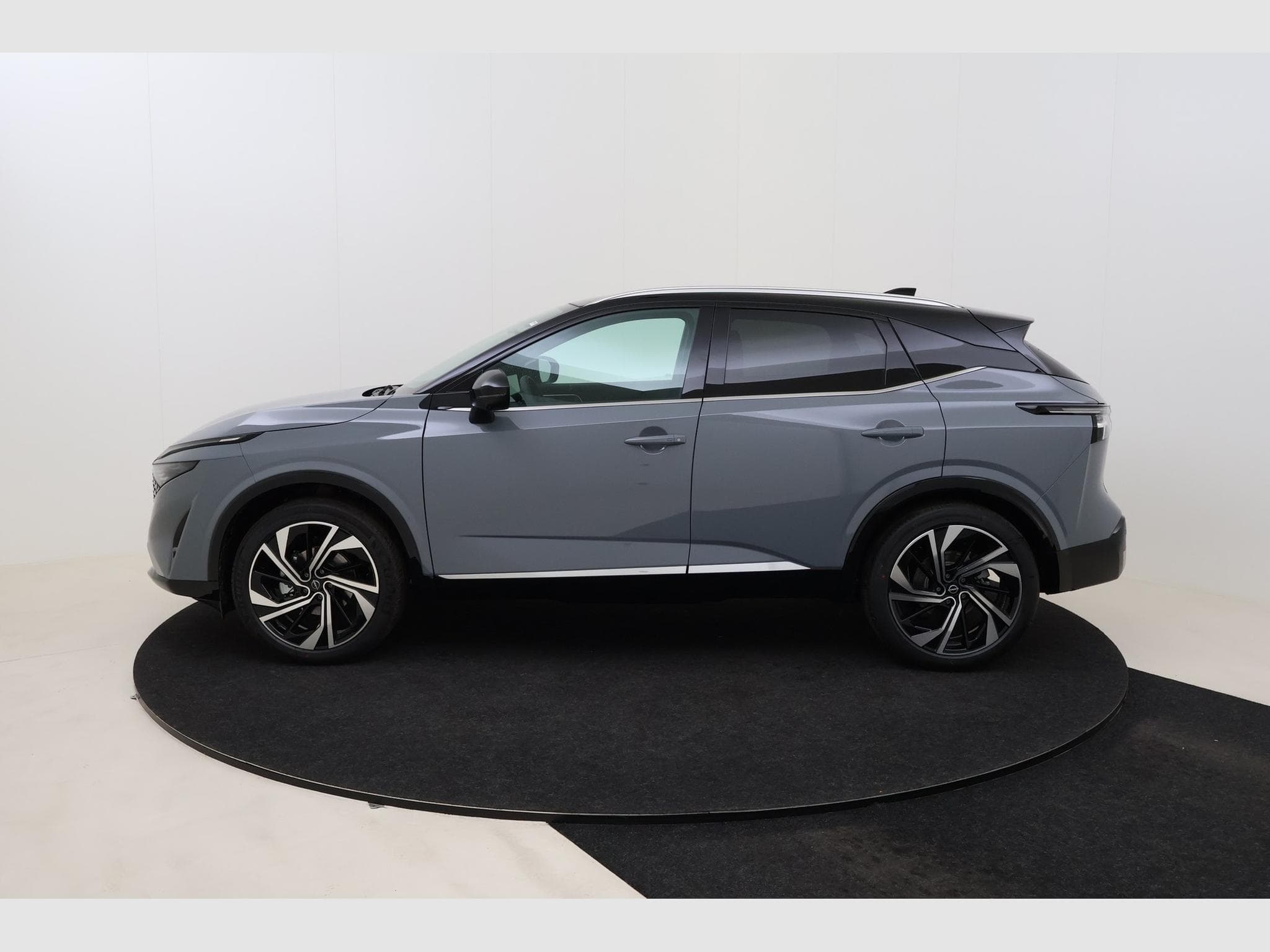 Nissan Qashqai Tekna Plus + 2 Tone (2026) - Foto 9