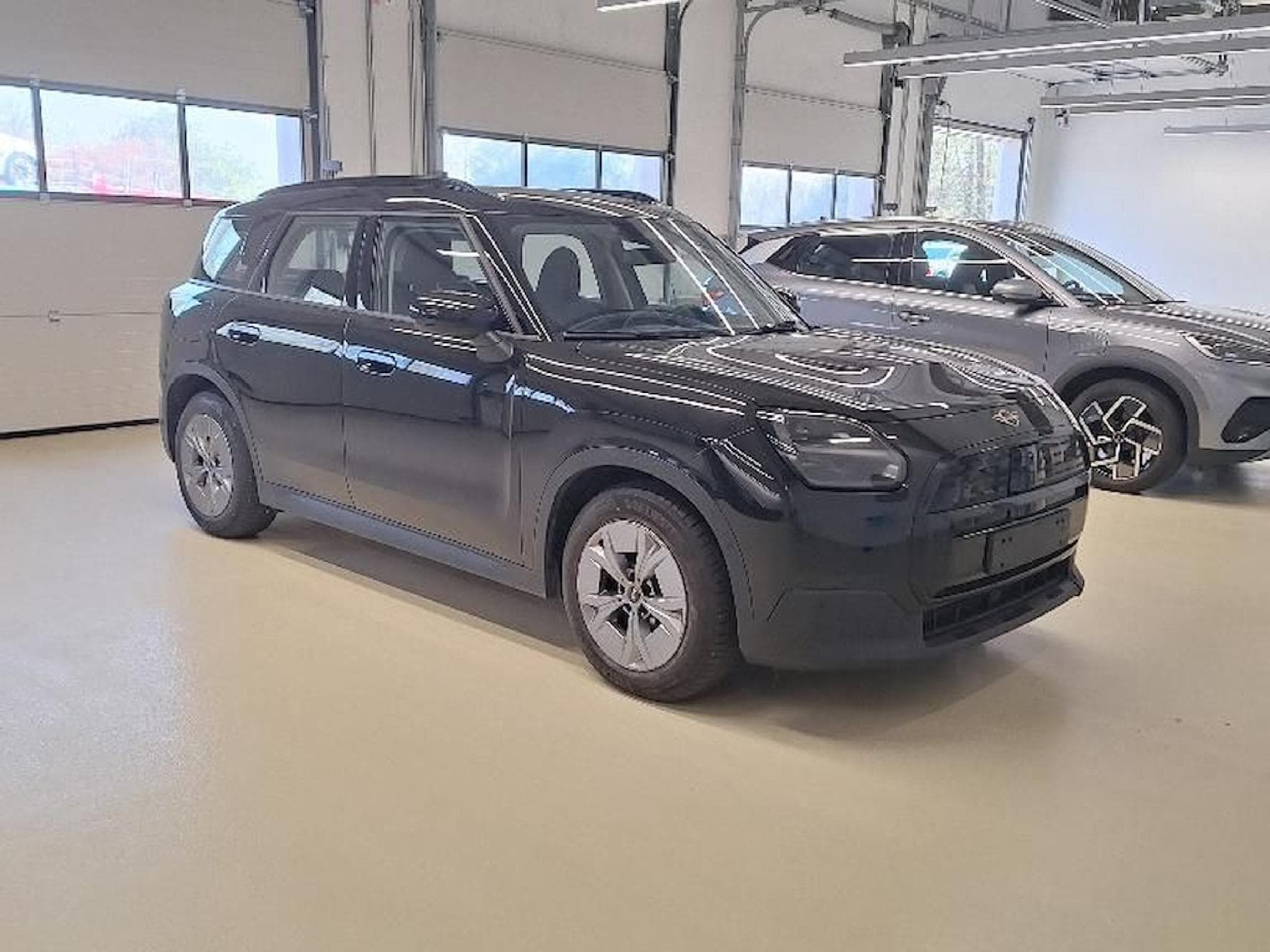Mini Countryman Countryman E Essential Trim (2024) - Photo 1