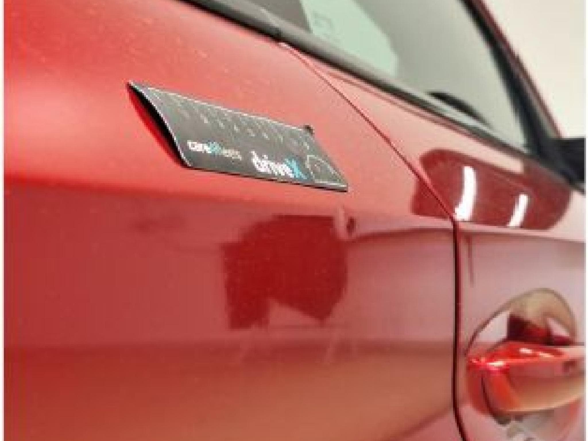 Peugeot 208 GT (2024) - Photo 19