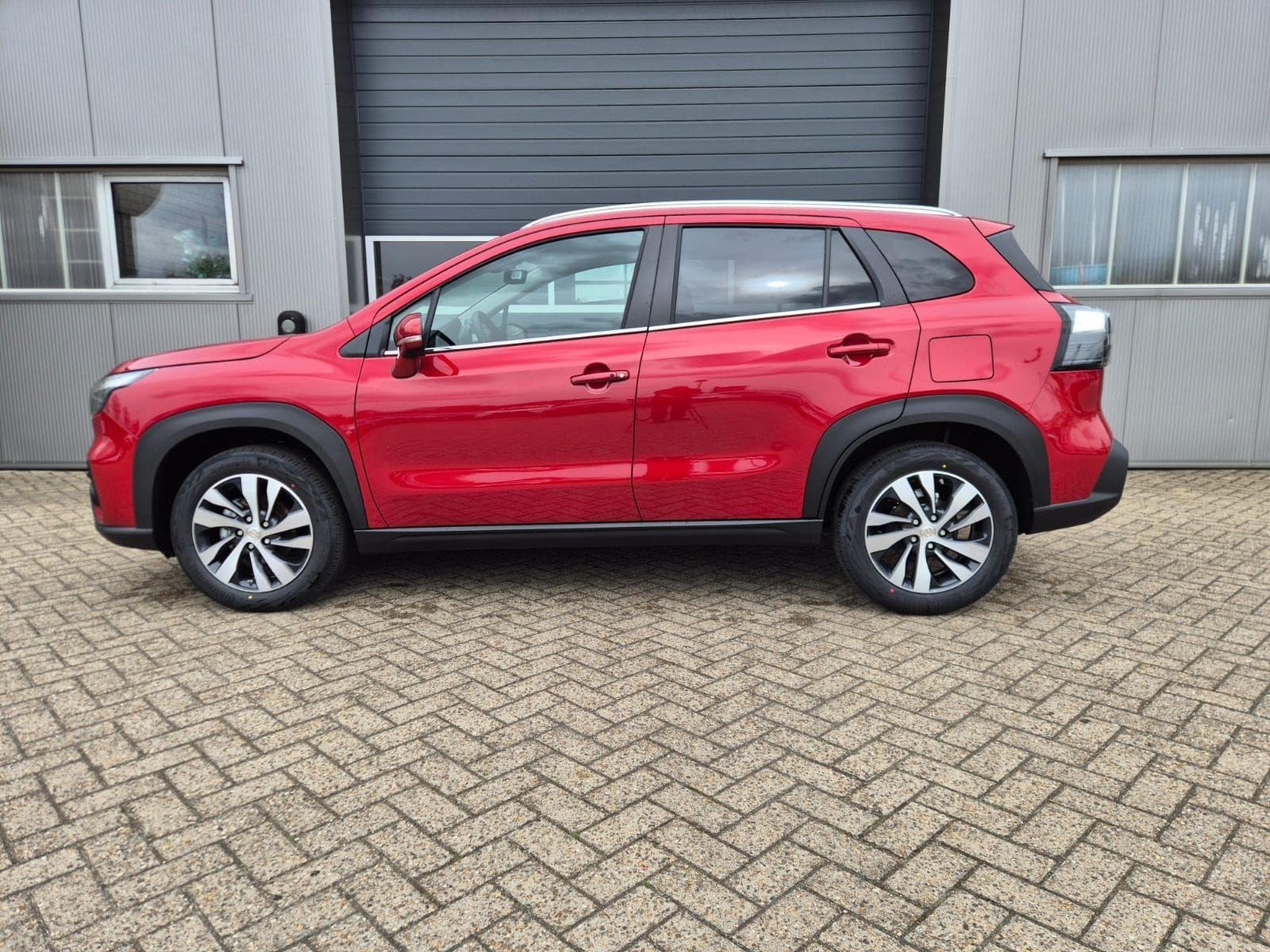 Suzuki S-Cross Comfort+ (2026) - Photo 2