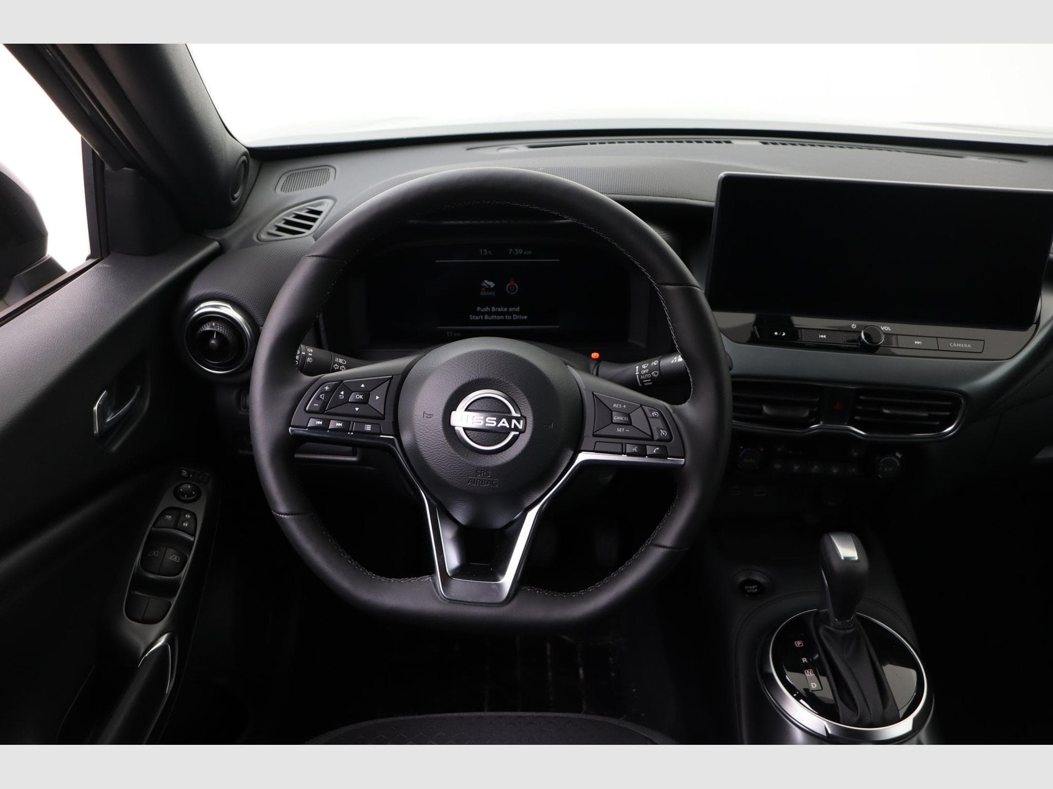 Nissan Juke N-Connecta / Cold Pack / Alloys 19 Aero / SEP (MY25) (2026) - Photo 11