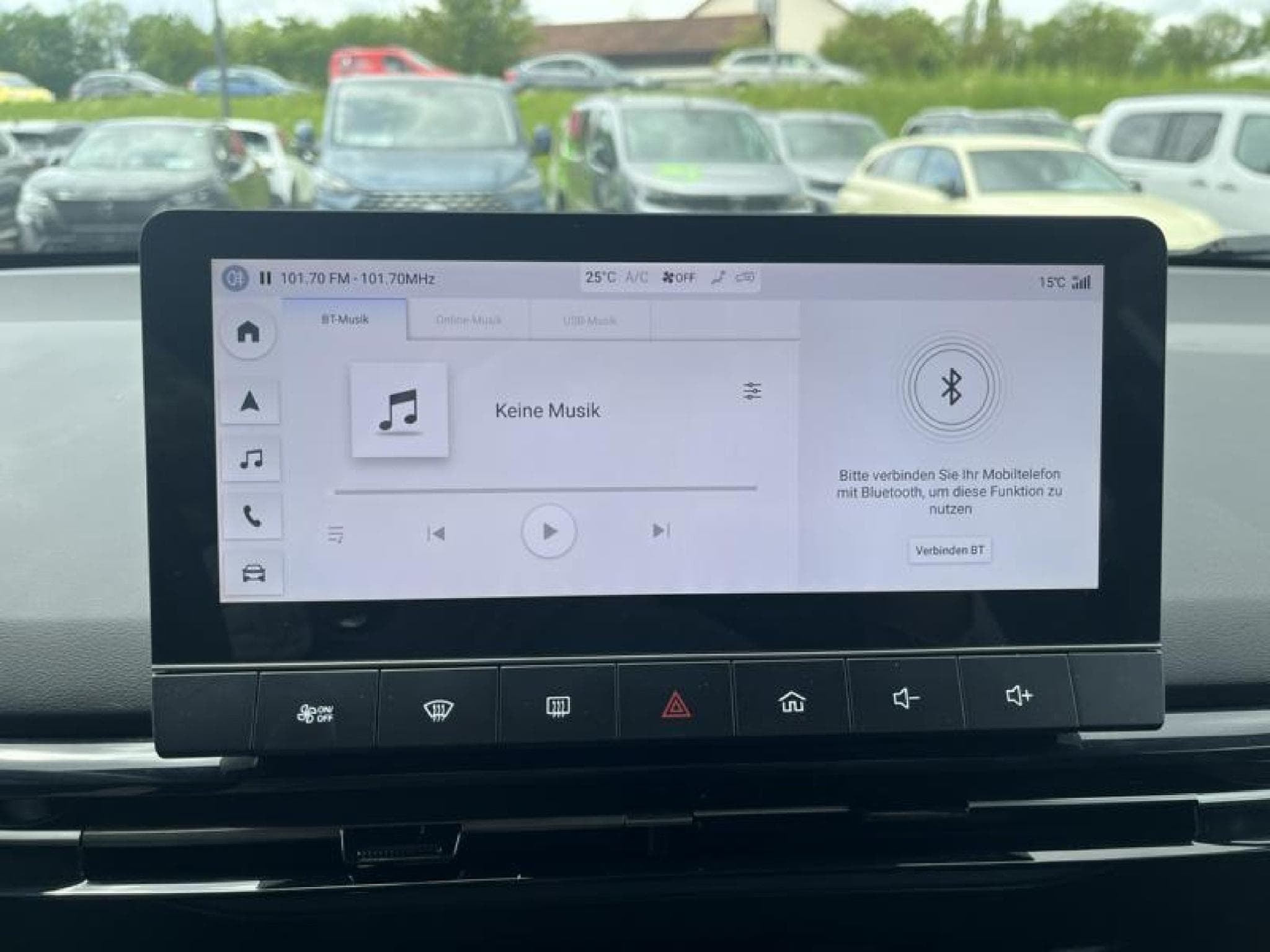Mg MG4 150 kW Luxury 64 kWh (2023) - Photo 10