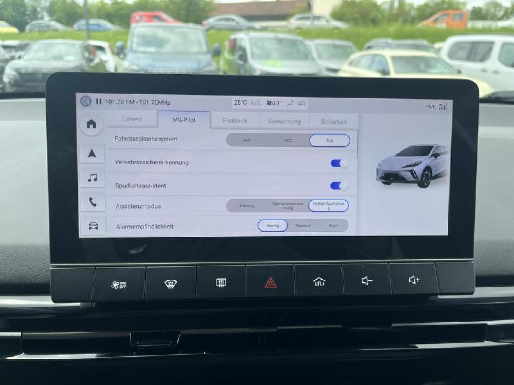 Mg MG4 150 kW Luxury 64 kWh (2023) - Photo 12