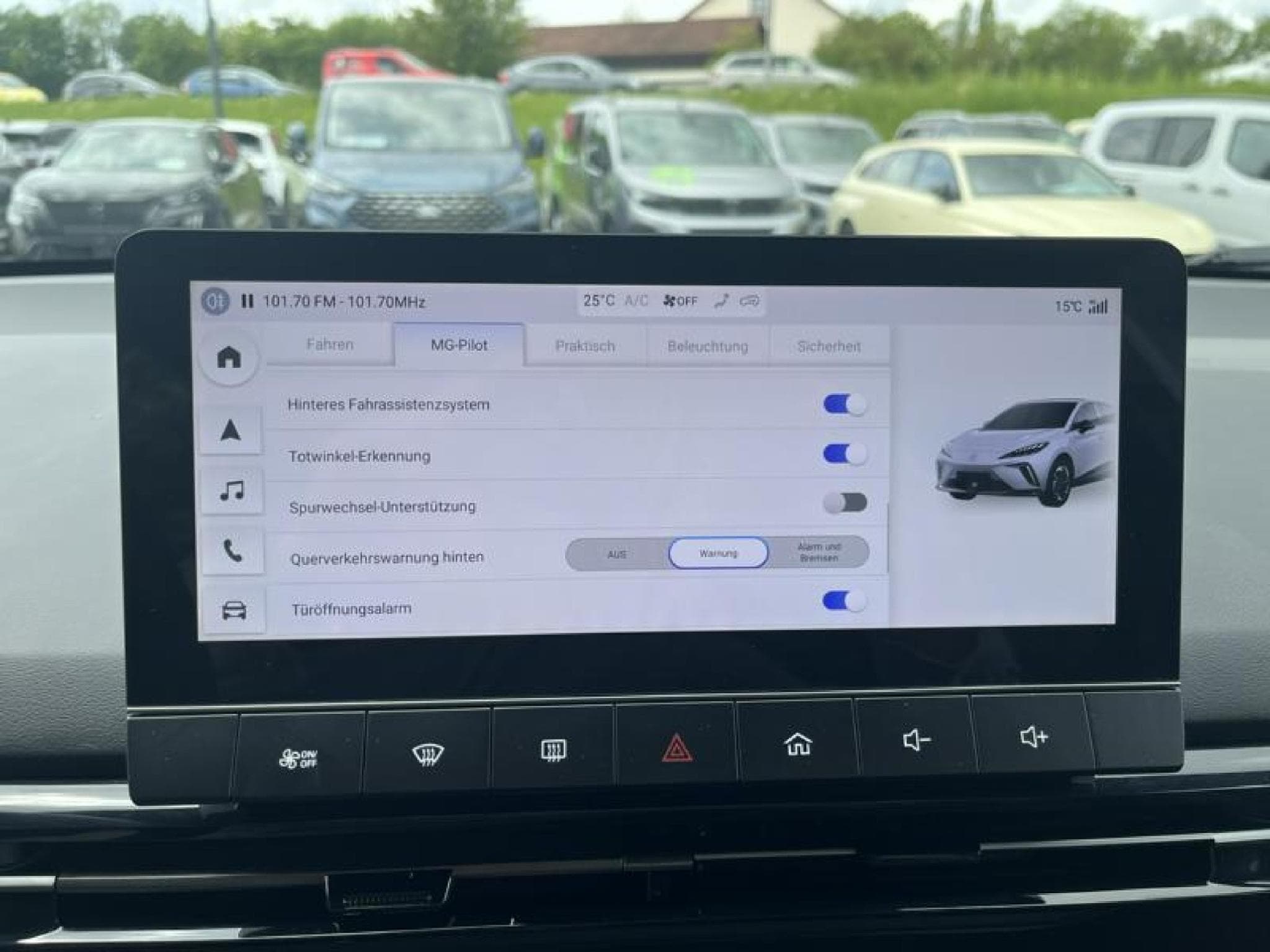 Mg MG4 150 kW Luxury 64 kWh (2023) - Photo 14