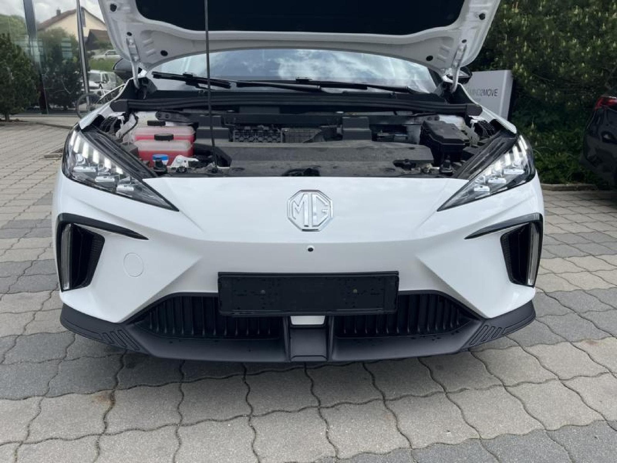 Mg MG4 150 kW Luxury 64 kWh (2023) - Photo 4