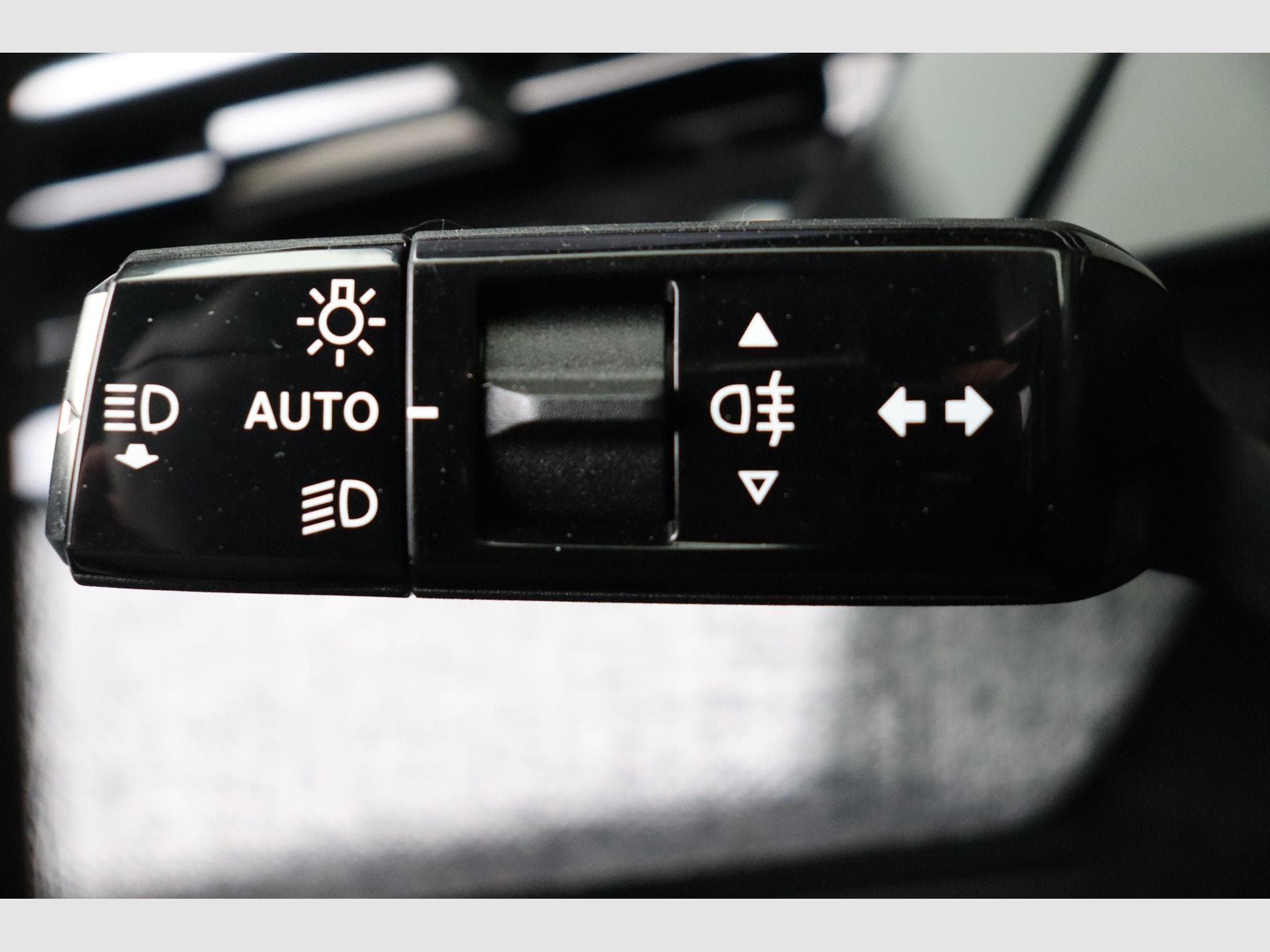Peugeot 5008 Allure (2026) - Photo 18