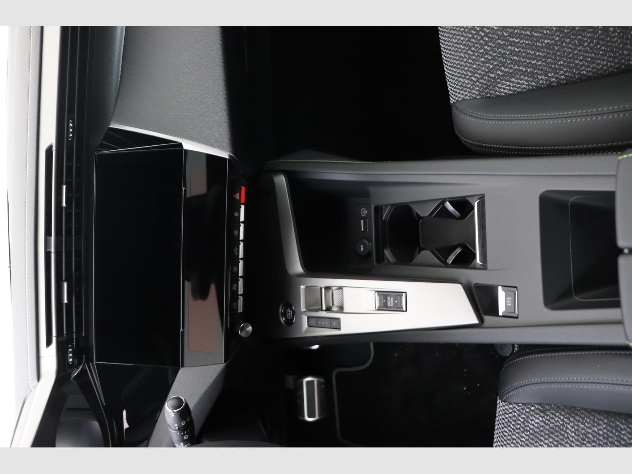 Peugeot 308 GT (2026) - Photo 12