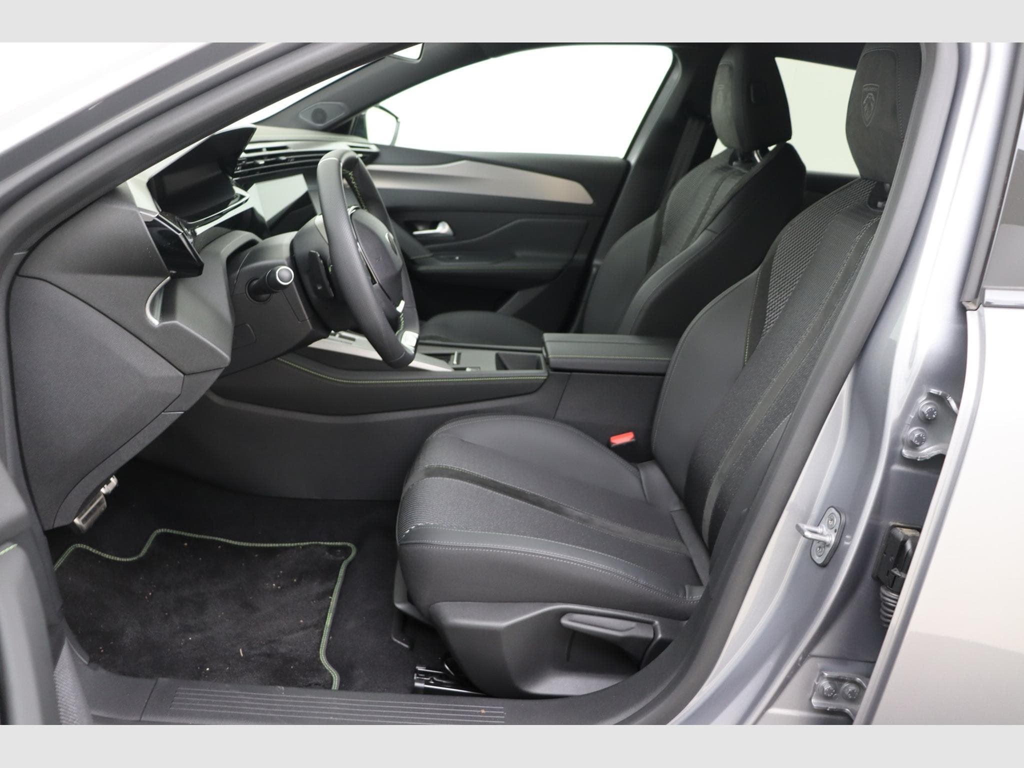 Peugeot 308 GT (2026) - Photo 13