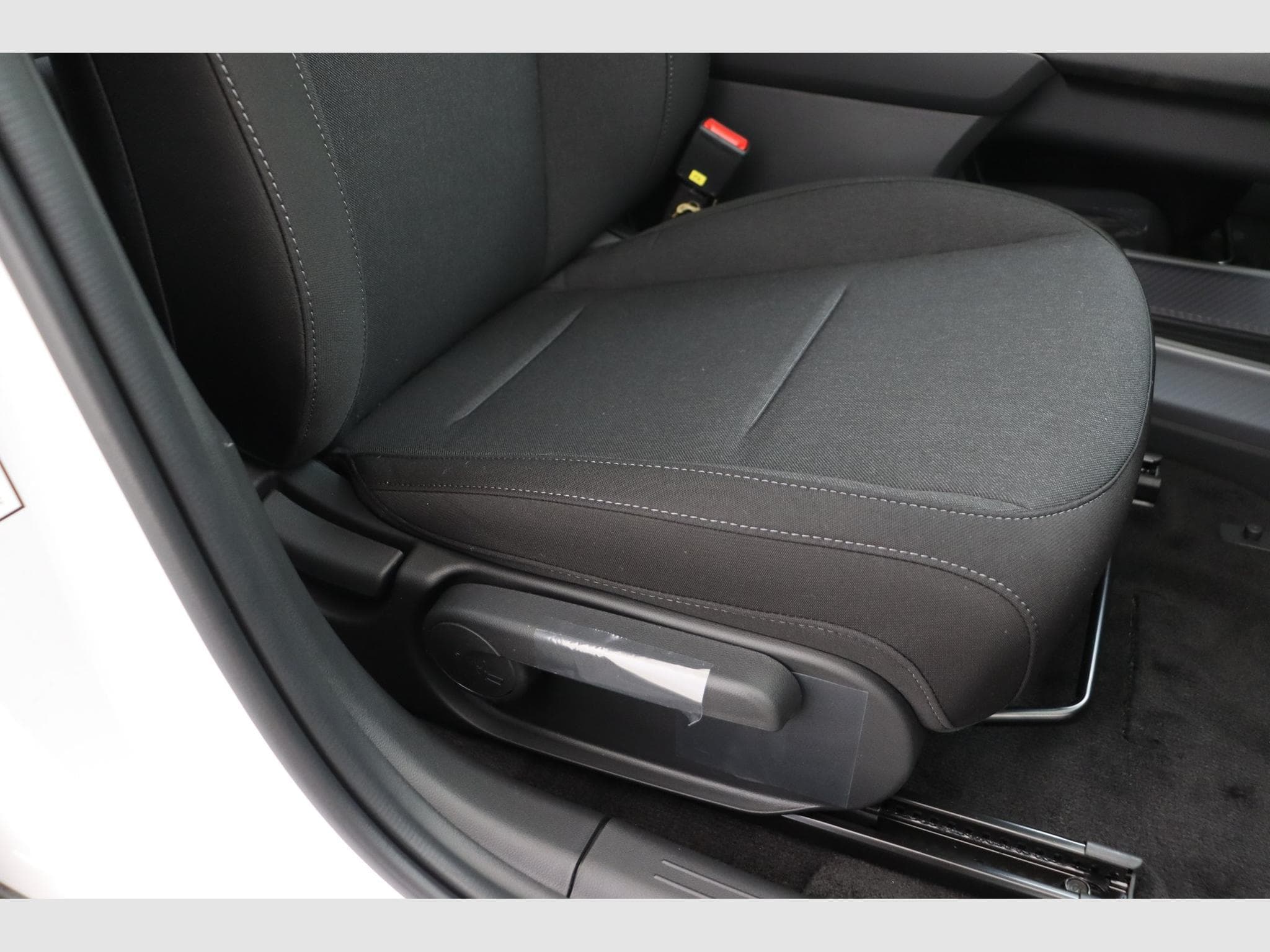 Hyundai IONIQ 6 Core (2026) - Photo 15