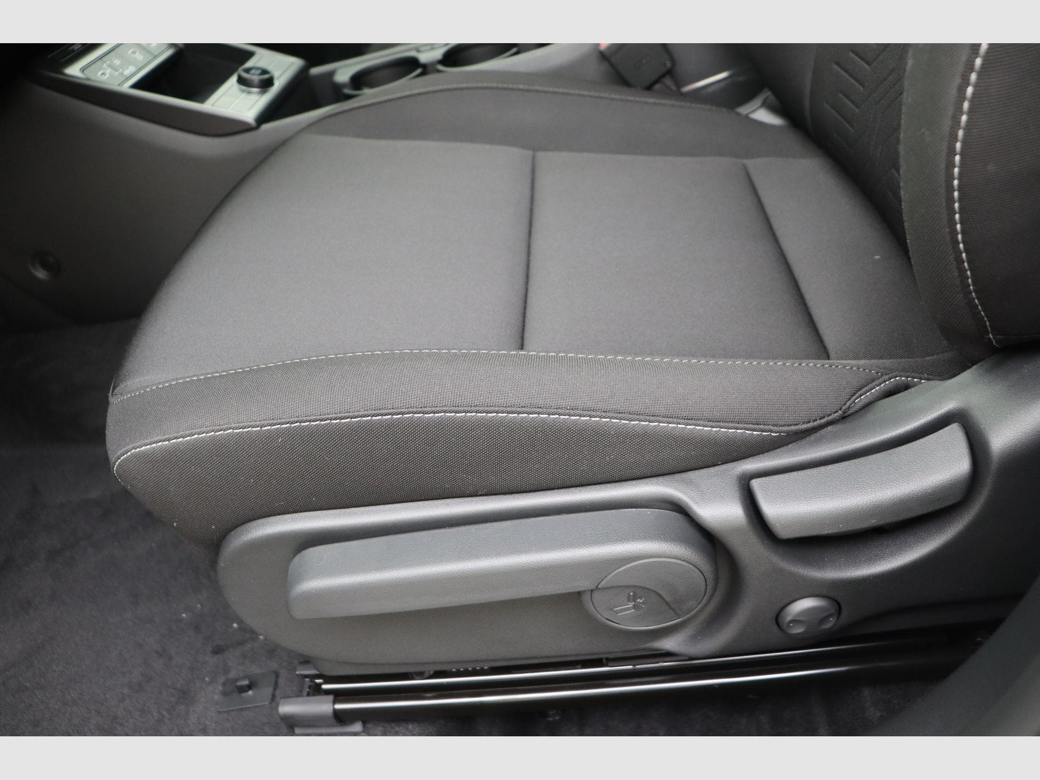 Hyundai Kona Feel (2026) - Photo 14