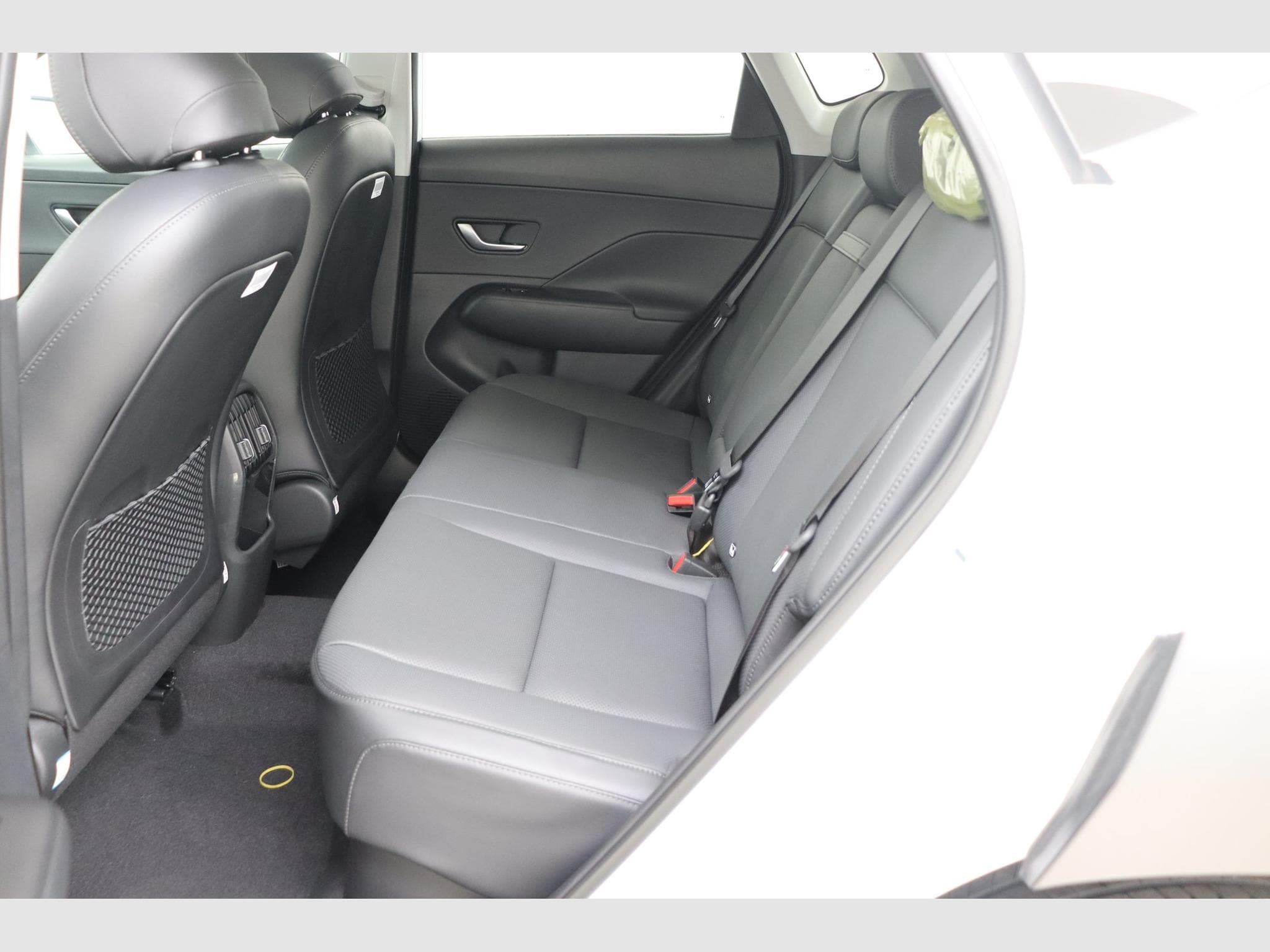 Hyundai Kona Shine Sensation+ (2026) - Photo 13