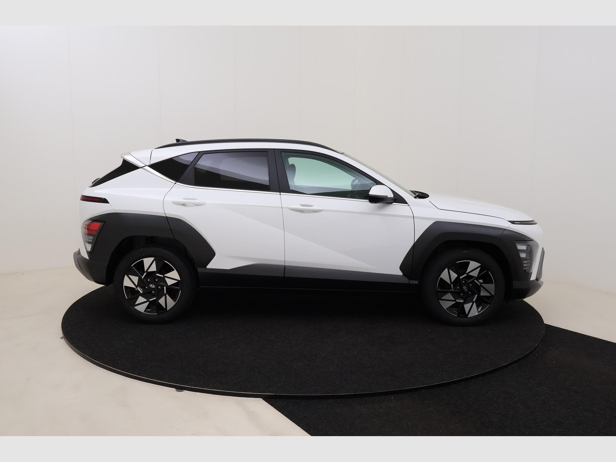 Hyundai Kona Shine Sensation+ (2026) - Photo 4