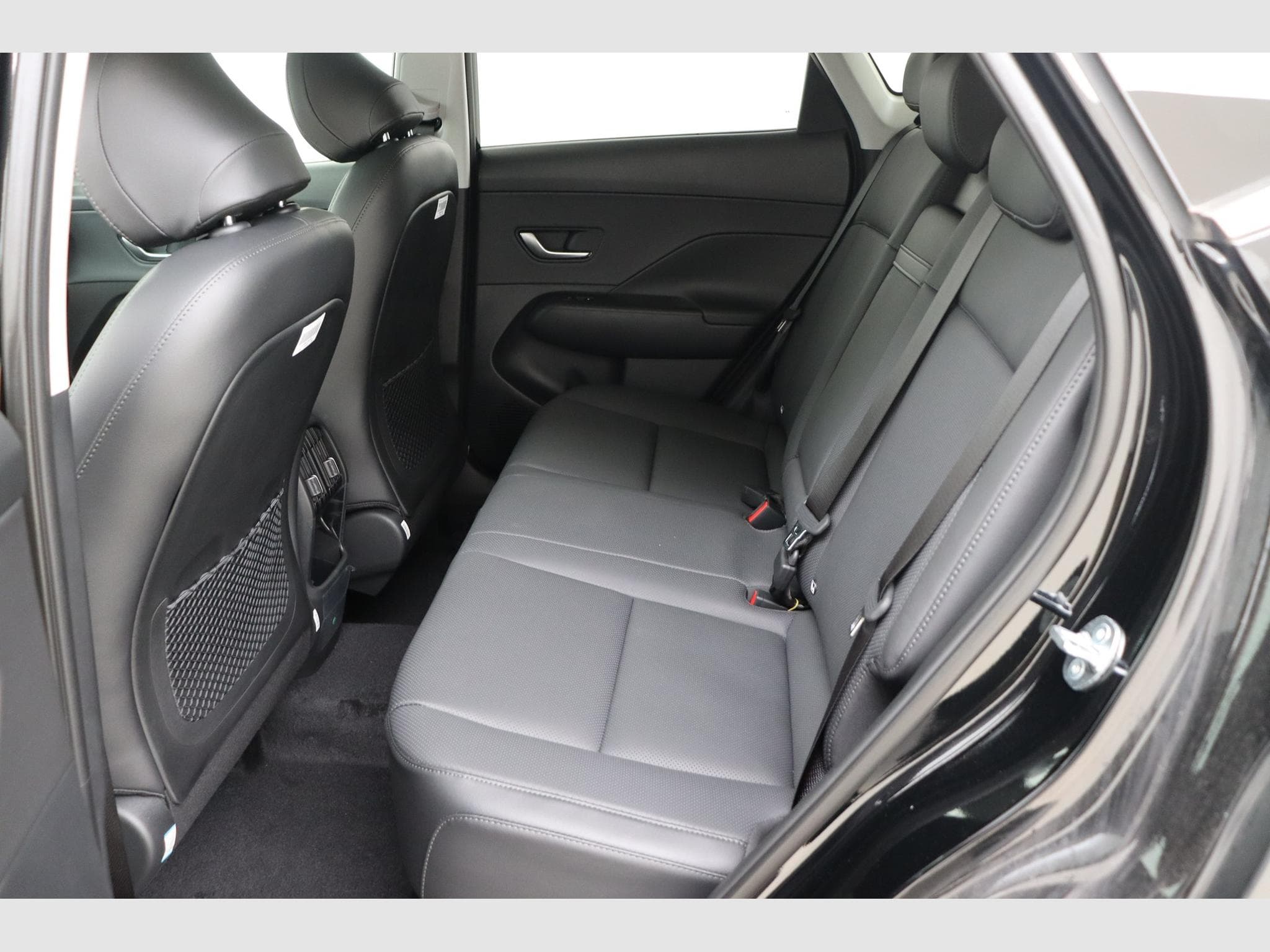 Hyundai Kona Shine Sensation+ (2026) - Photo 13