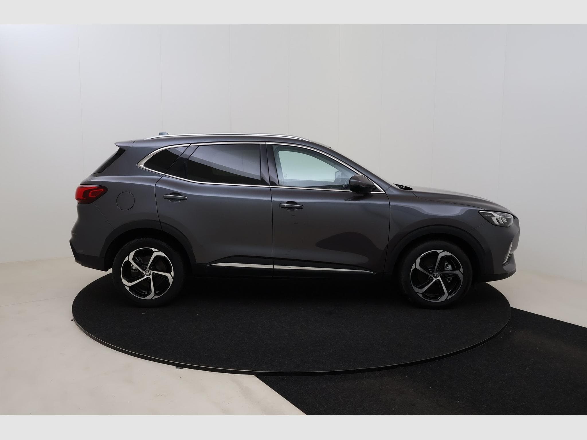 Mg HS Luxury (2025) - Photo 4