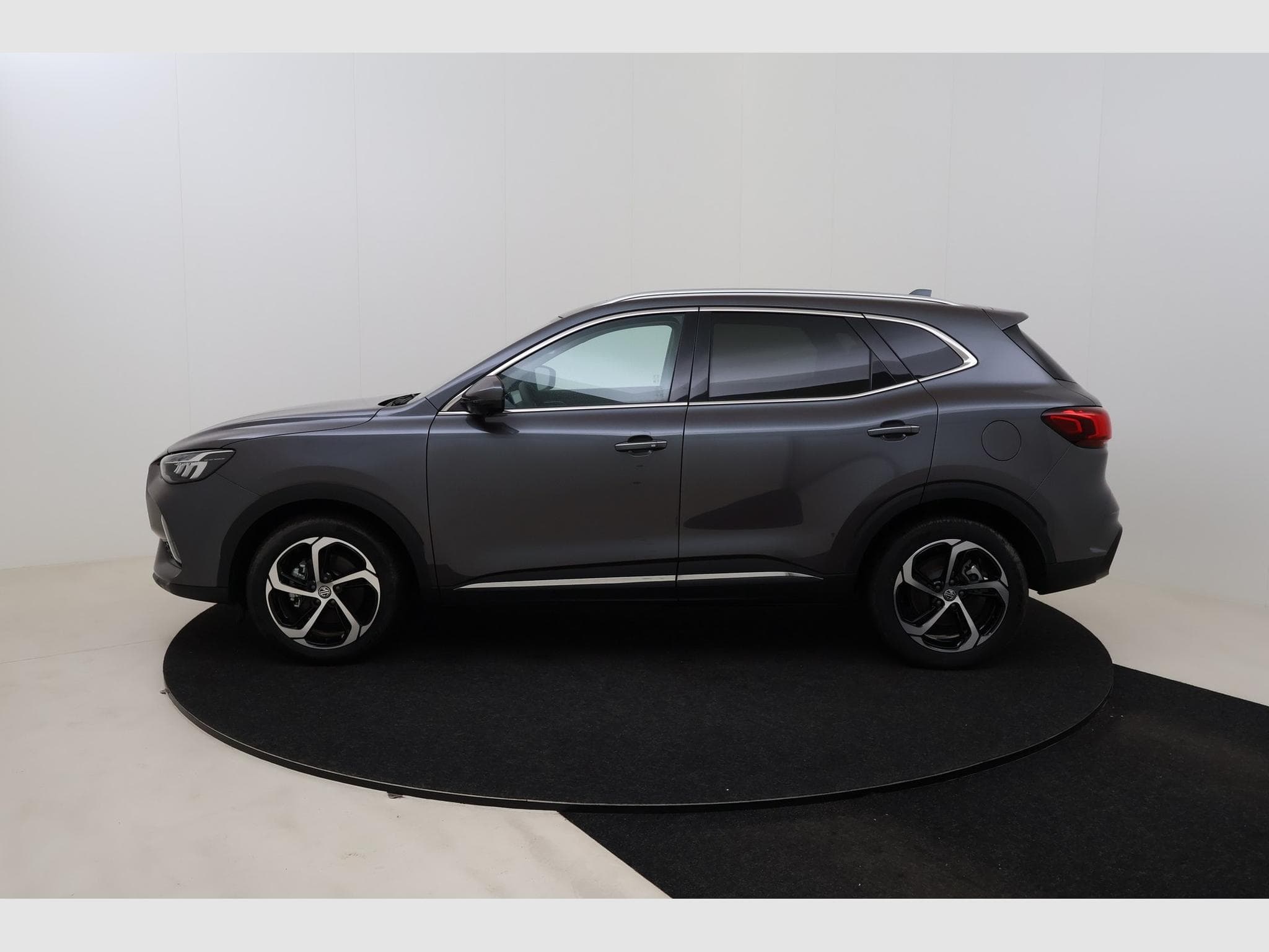 Mg HS Luxury (2025) - Photo 9