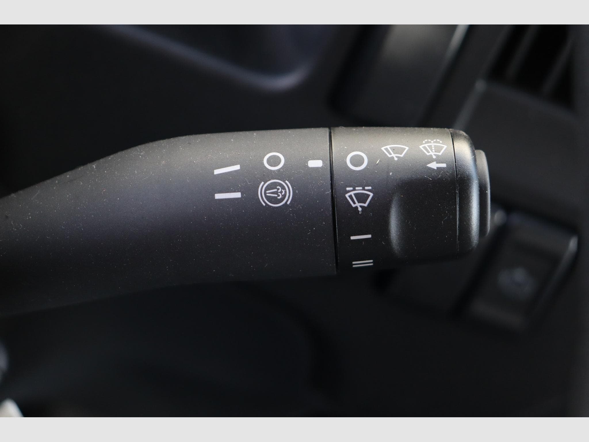 Isuzu N-Serie L 3.5T CityCab MY22 (2025) - Photo 16