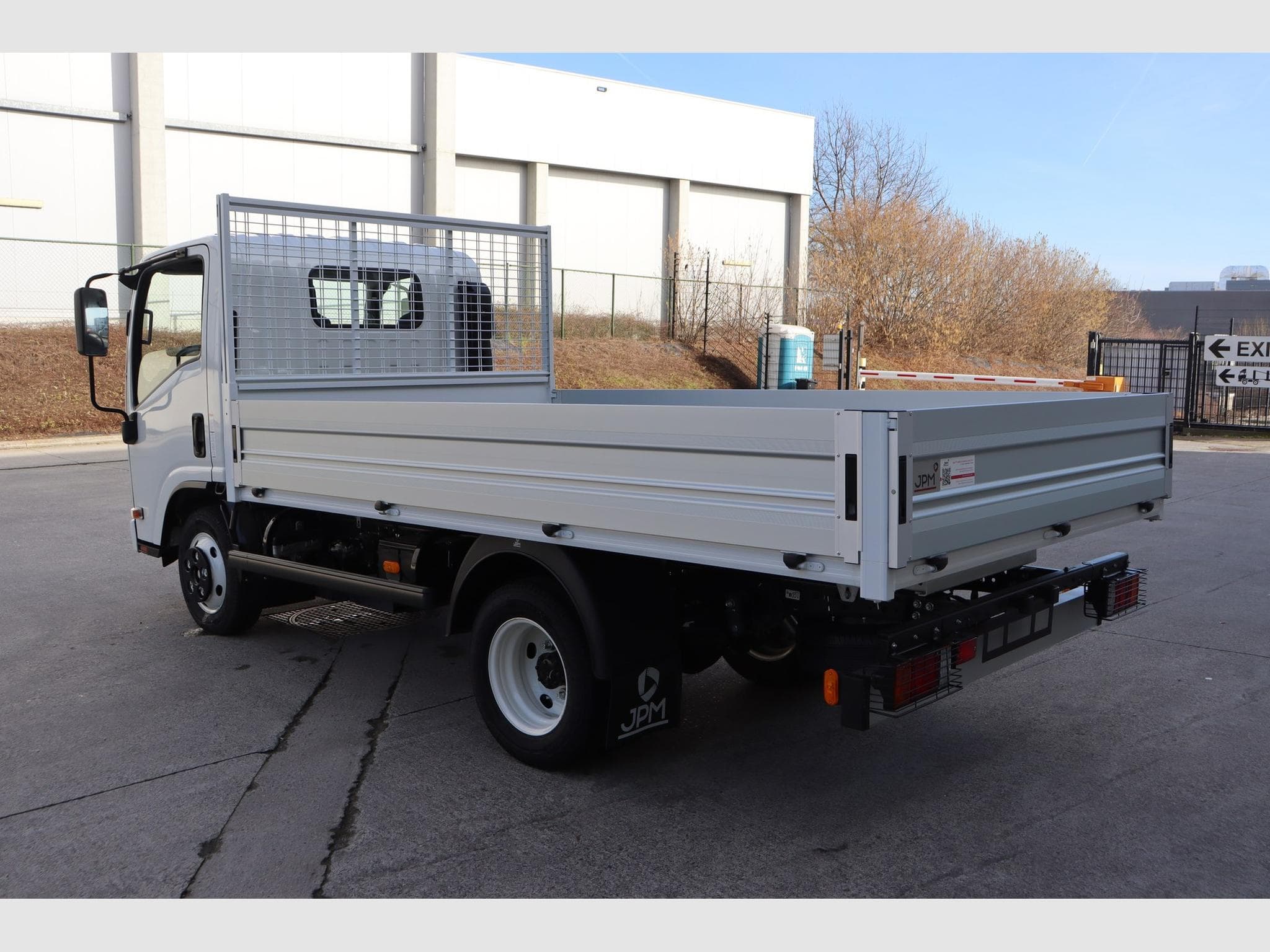 Isuzu N-Serie L 3.5T CityCab MY22 (2025) - Photo 5