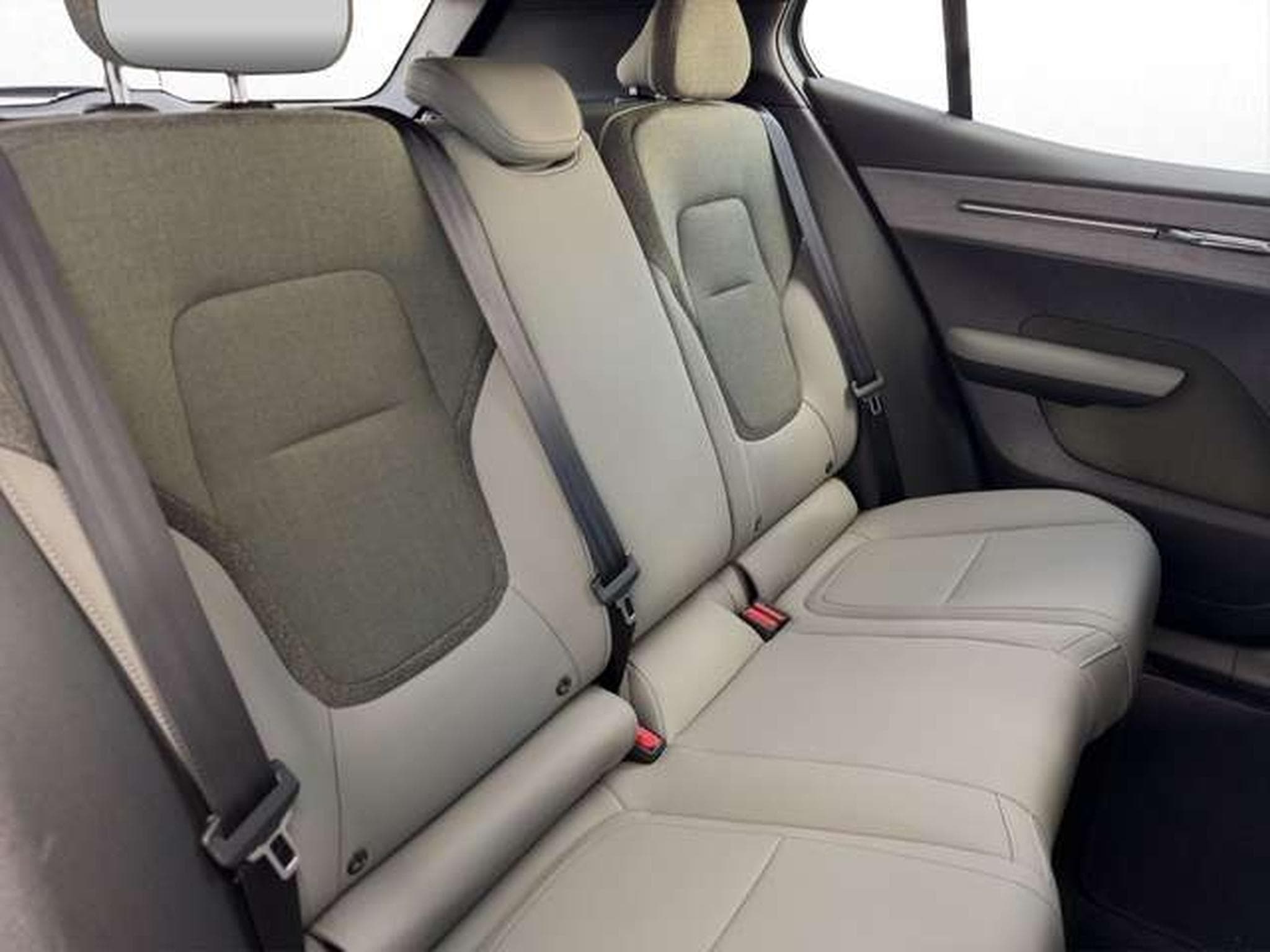 Volvo EX30 Plus 2WD Pure Electric/ACC/Winter/Harmann-K (2024) - Photo 18