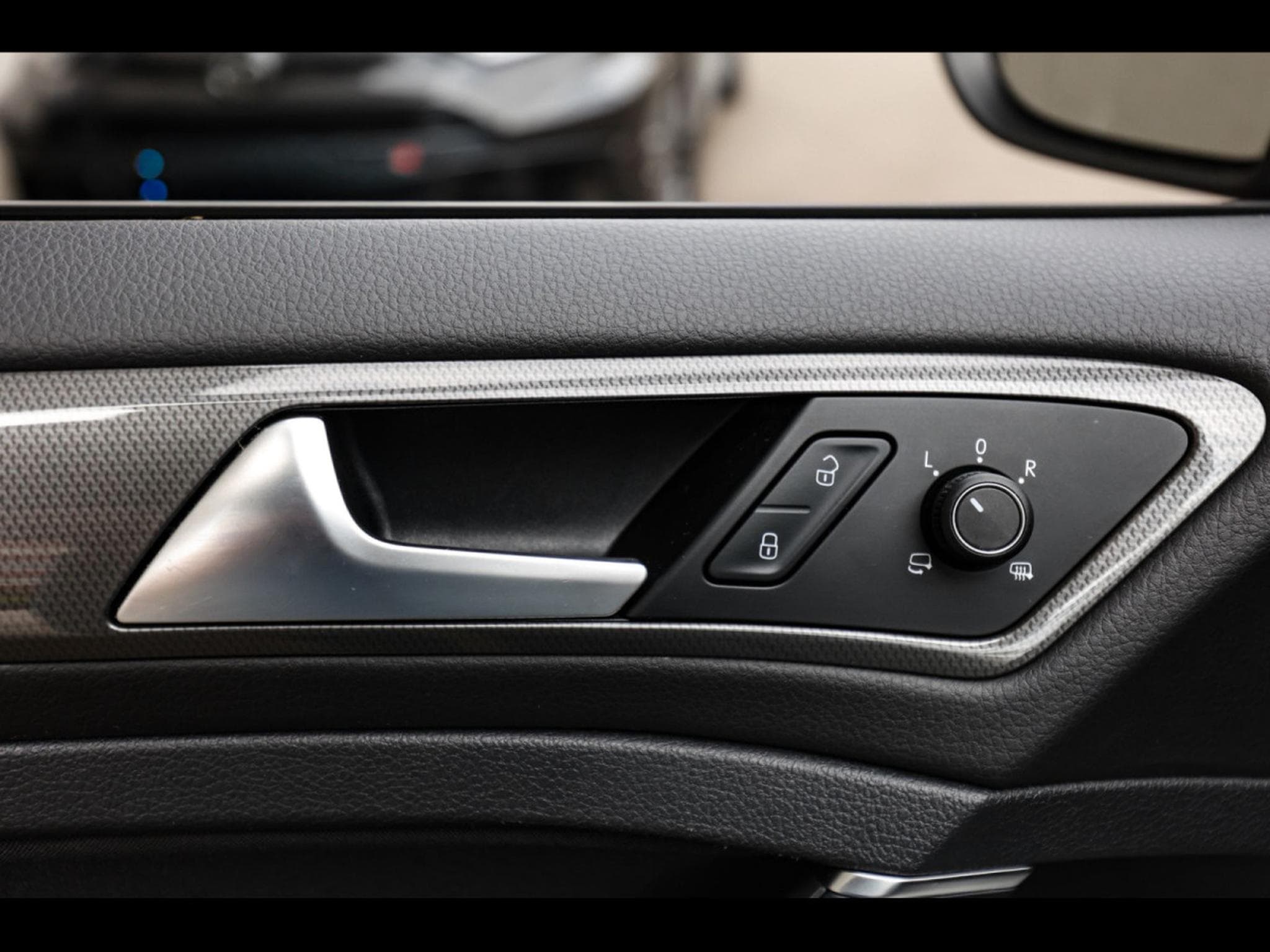 VW Golf 1.5 TSI 150 DSG IQ.DRIVE – TUNGSTEN SILVER (2019) - Foto 17