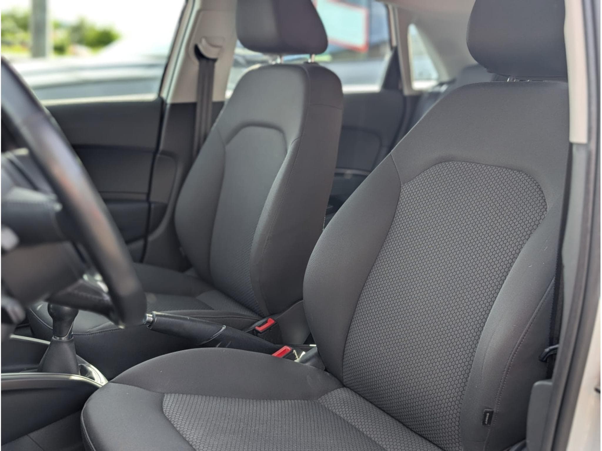 Audi A1 SB 1.0 TFSI S-LINE (2018) - Photo 9