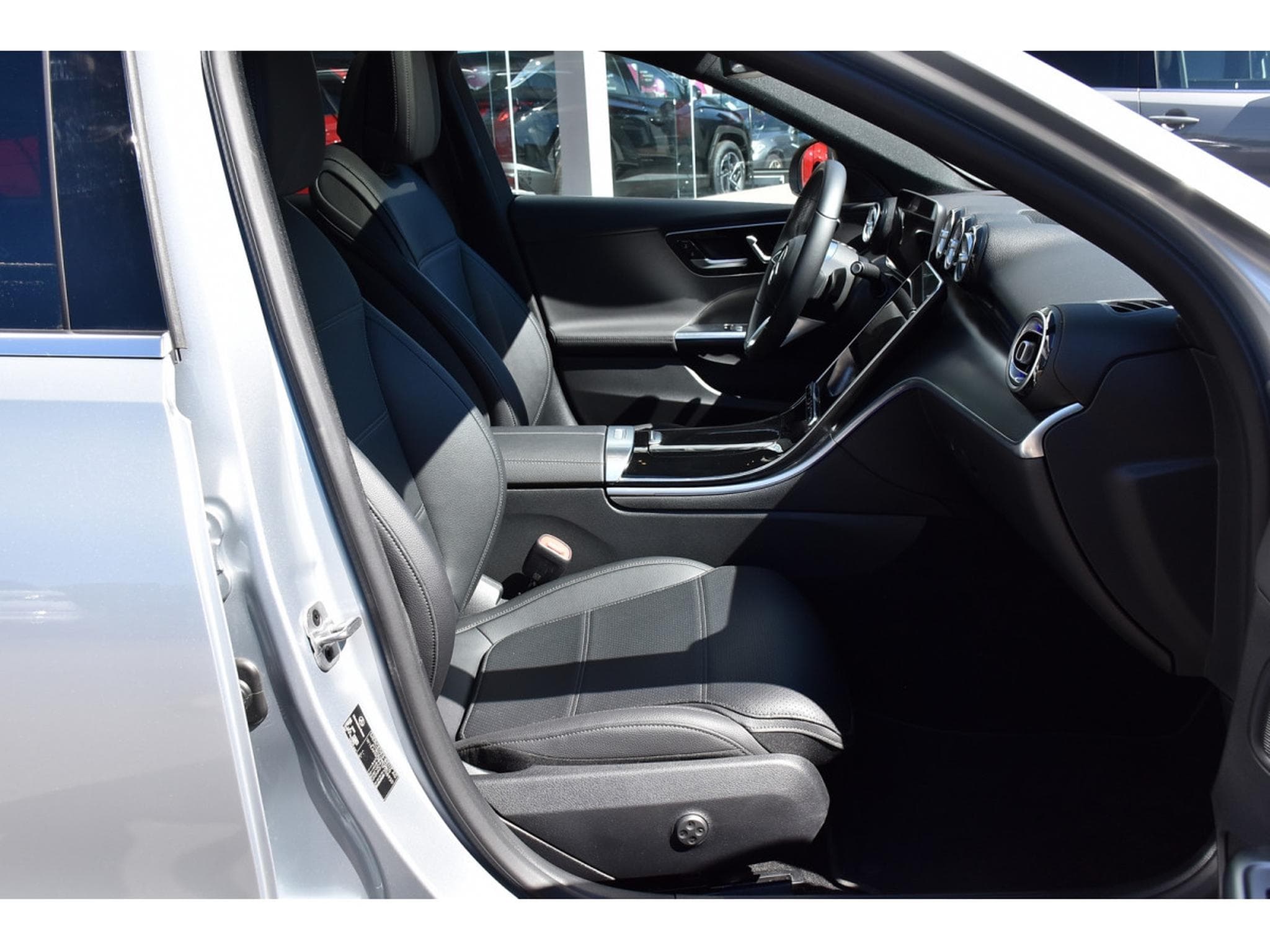 Mercedes C 200 CDI Break Luxury Line 9G-Tronic CUIR MEMO ANGLE MORT 1° MAIN (2025) - Foto 7