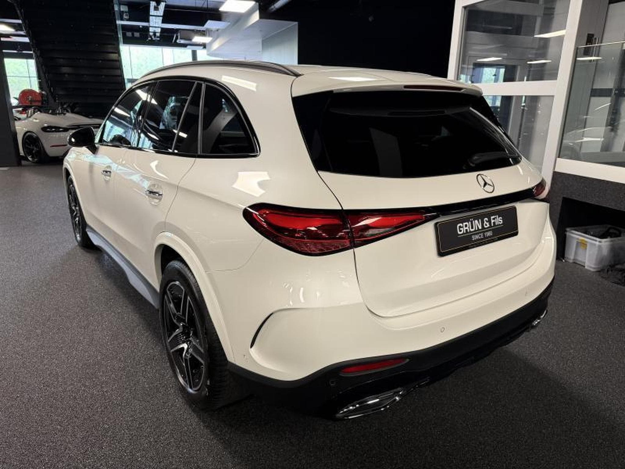 Mercedes GLC 200 AMG Line 4 Matic (2023) - Foto 5