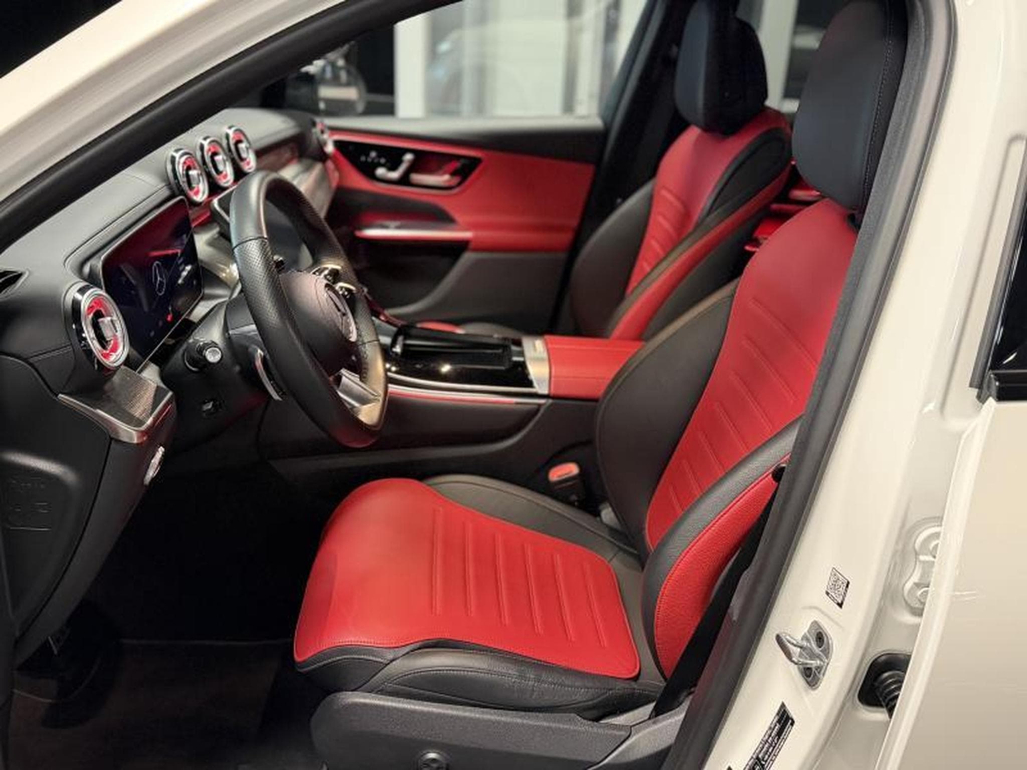 Mercedes GLC 200 AMG Line 4 Matic (2023) - Foto 8