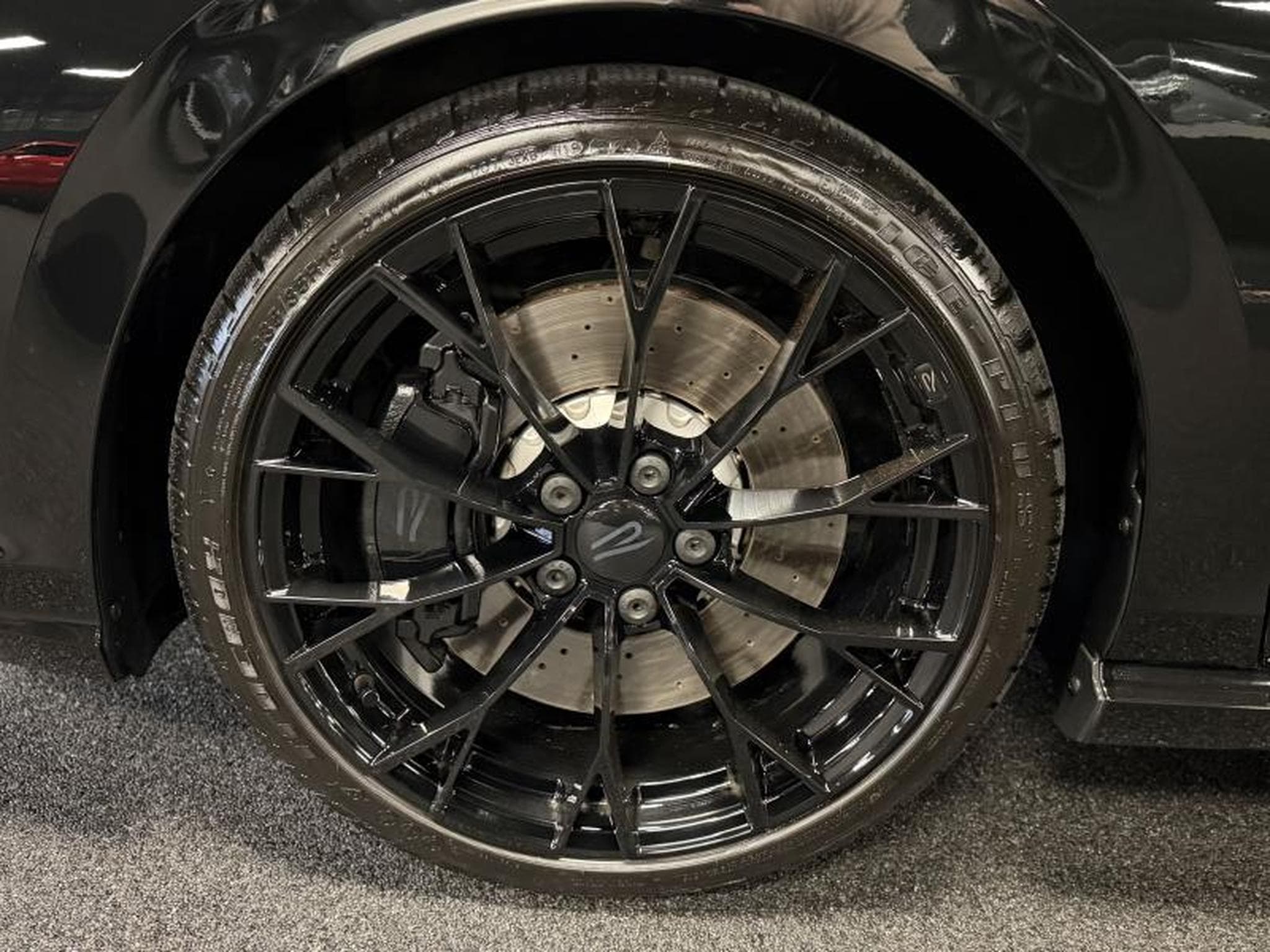 VW Golf VIII R Black Edition (2025) - Foto 9