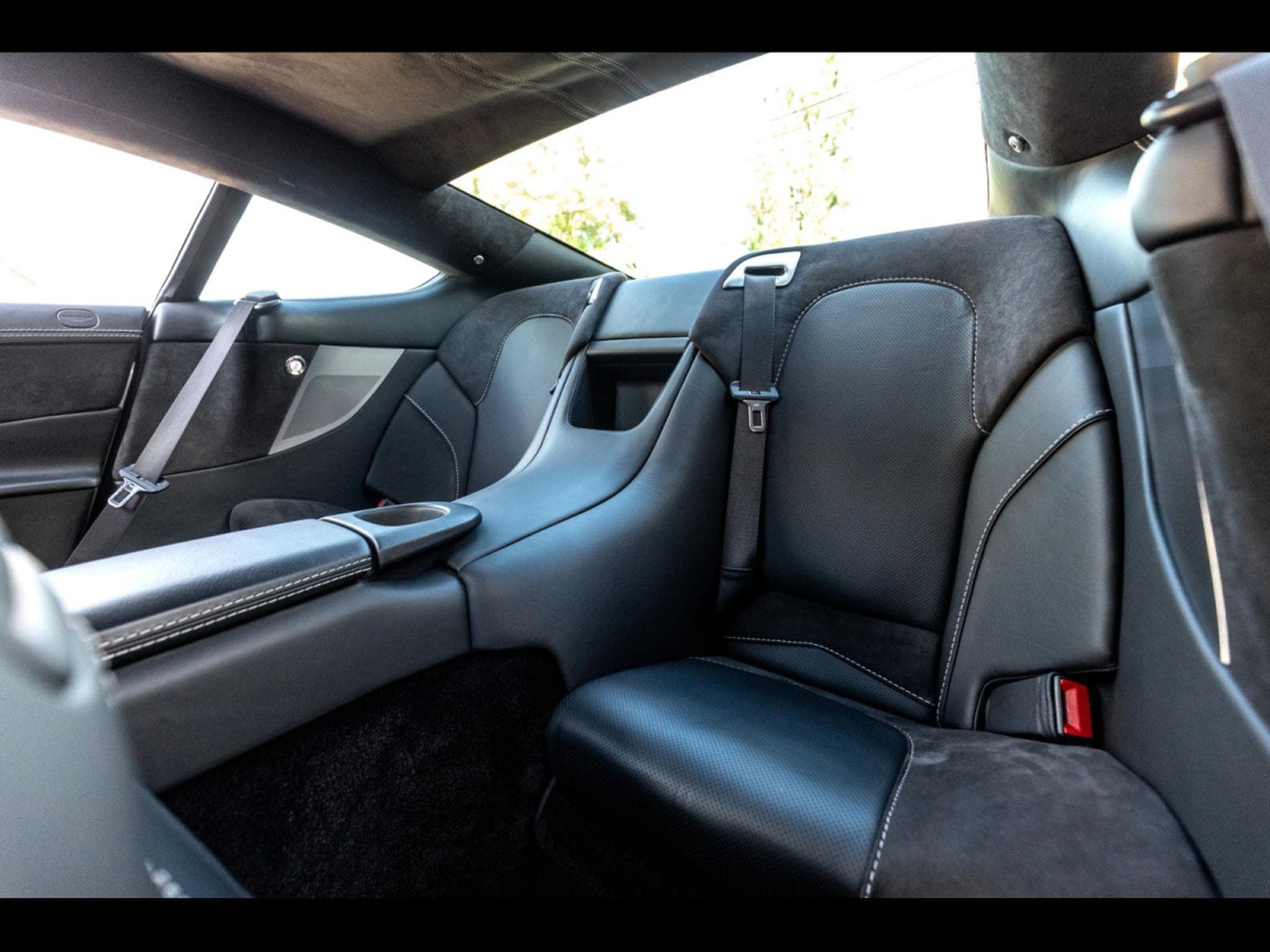 Aston-Martin Vanquish II COUPE 6.0 V12 (574 CH) - SKYFALL METALLIC (2013) - Photo 14