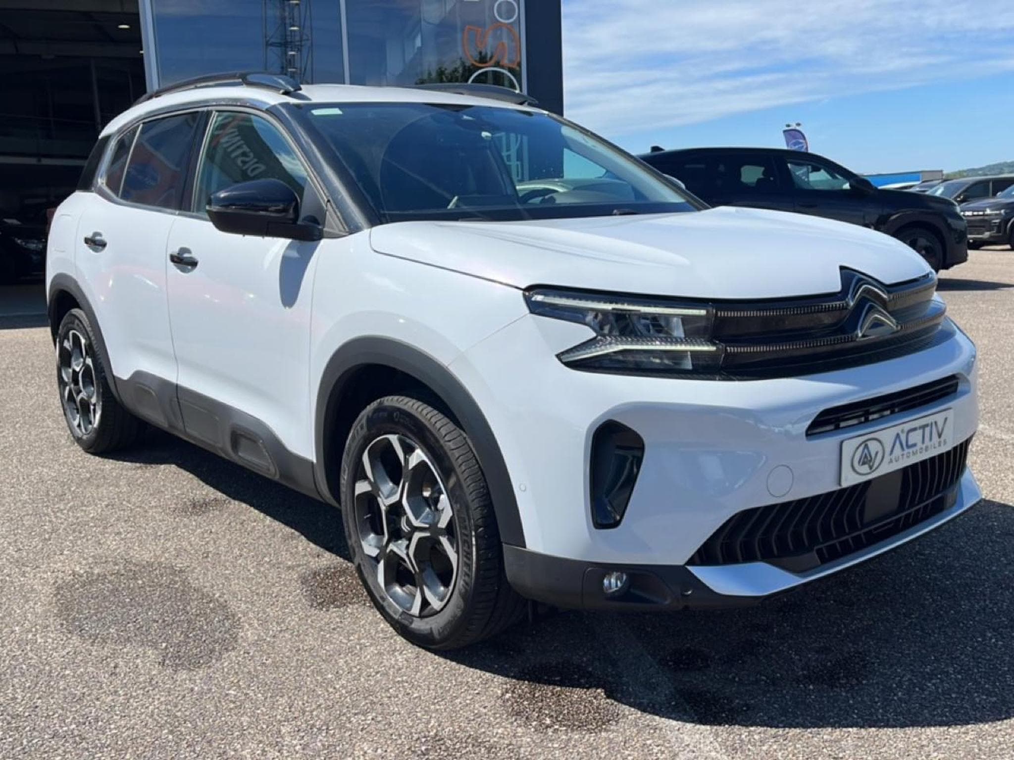 Citroen C5 AIRCROSS 1.2 HYBRIDE 145 MAX BOITE AUTOMATIQUE (2025) - Photo 3