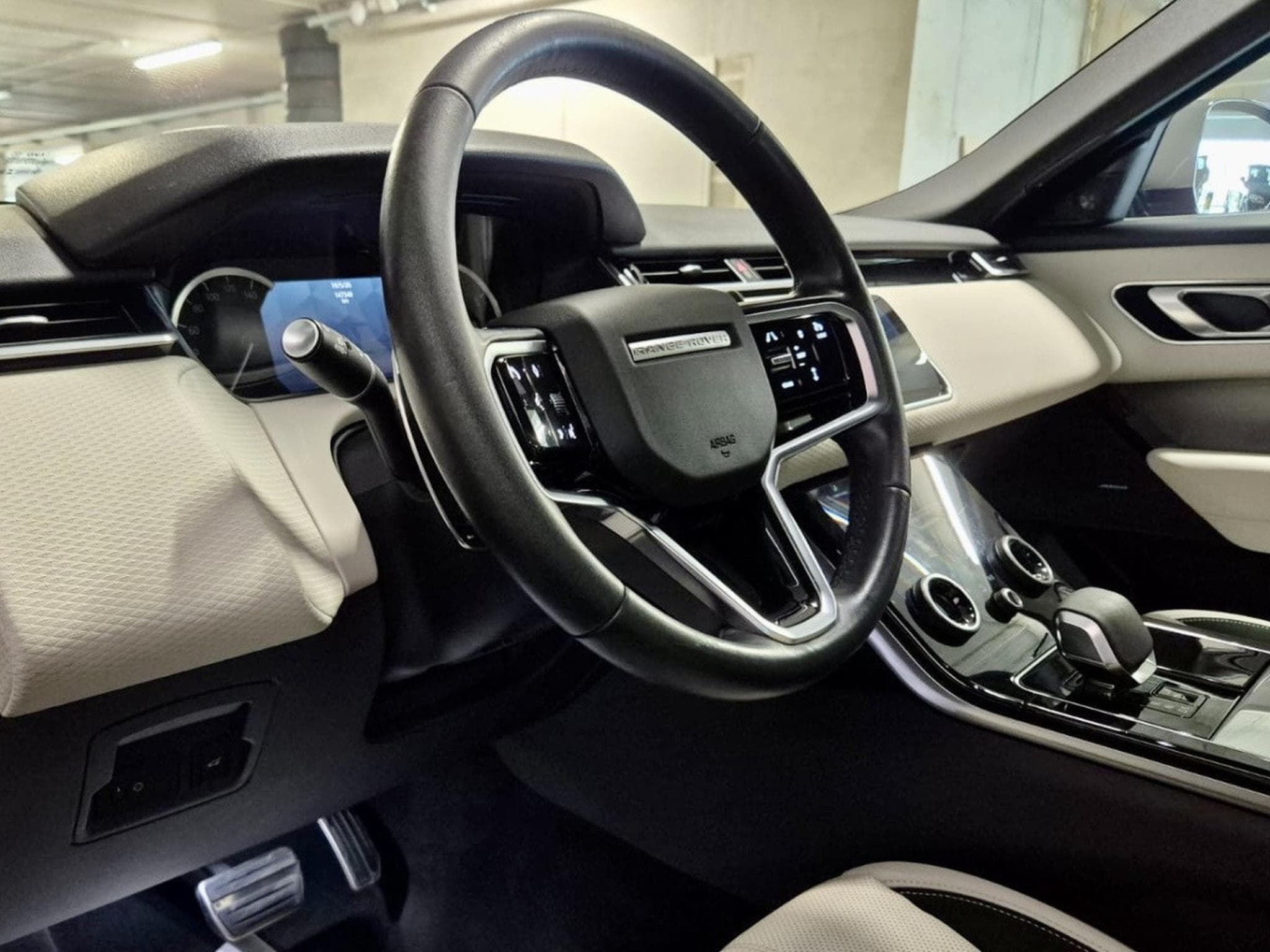 Land-Rover Range Rover Velar NEW MODEL P400 AWD R-DYNAMIC MERIDIAN PANO CUIR NAVI 1 HAND (2023) - Photo 11