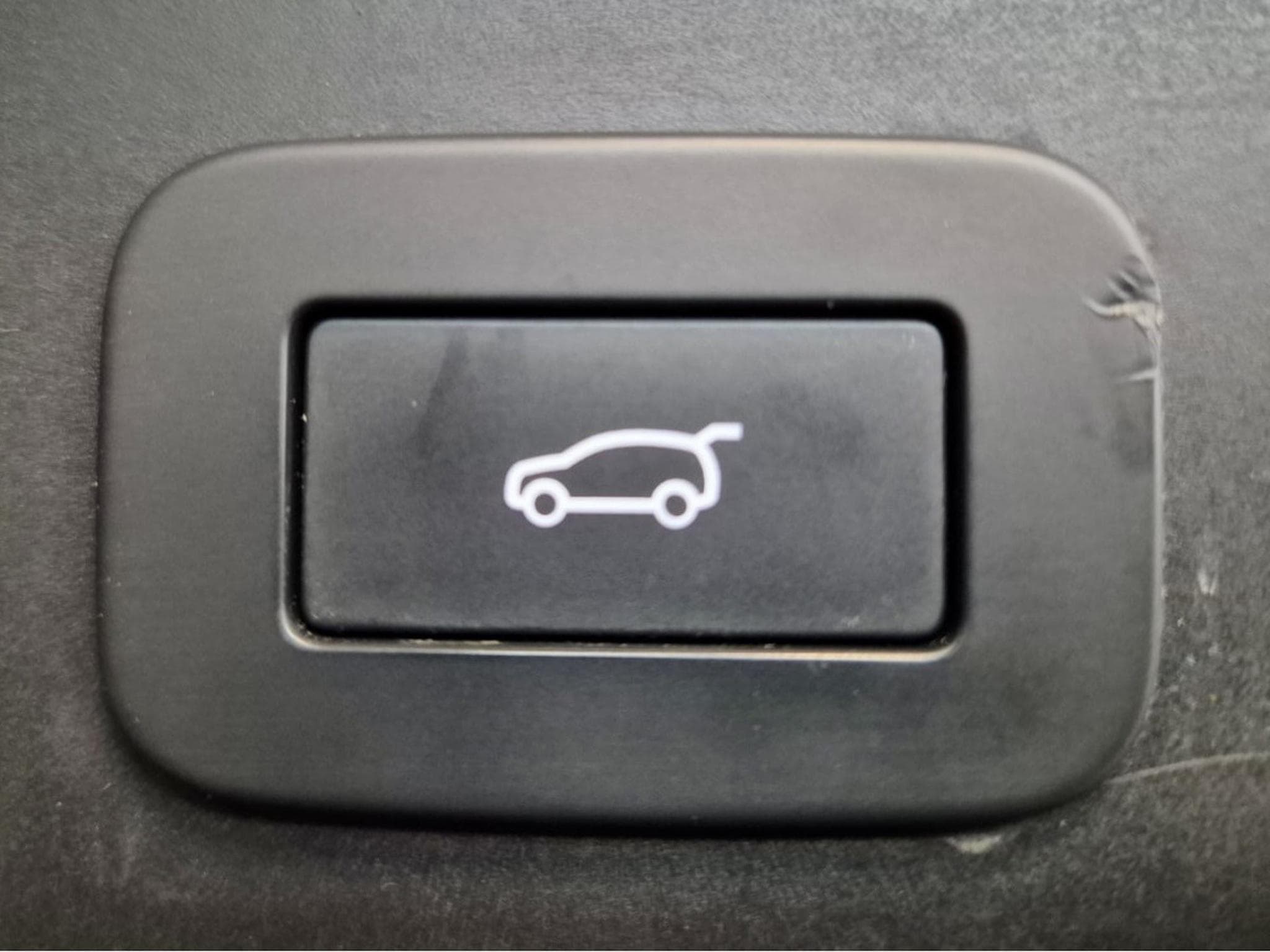 Land-Rover Range Rover Velar NEW MODEL P400 AWD R-DYNAMIC MERIDIAN PANO CUIR NAVI 1 HAND (2023) - Photo 13