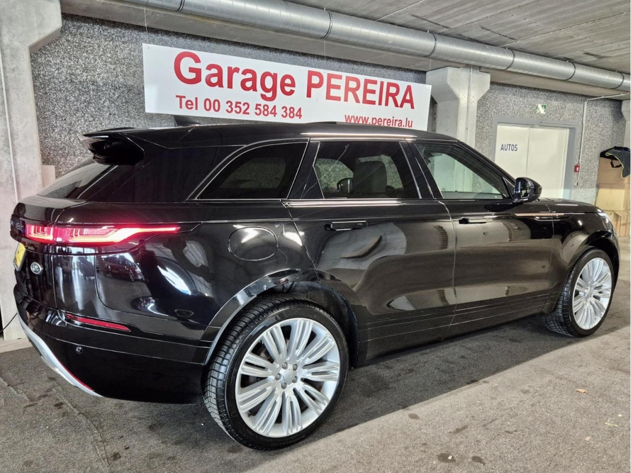 Land-Rover Range Rover Velar NEW MODEL P400 AWD R-DYNAMIC MERIDIAN PANO CUIR NAVI 1 HAND (2023) - Photo 2