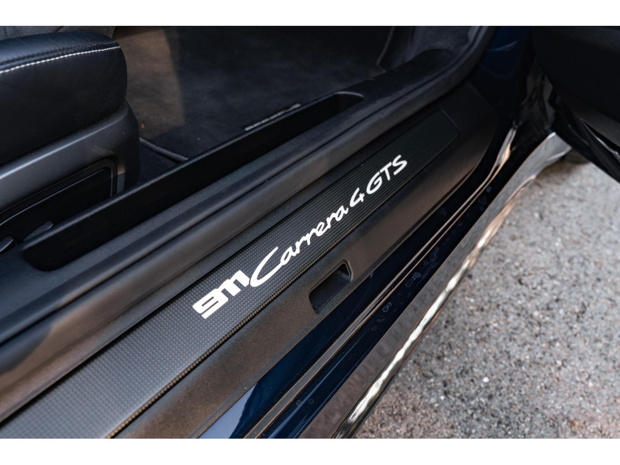 Porsche 911 911 Carrera 4 GTS Cabriolet - Sport Chrono - Roues arrières (2021) - Photo 15
