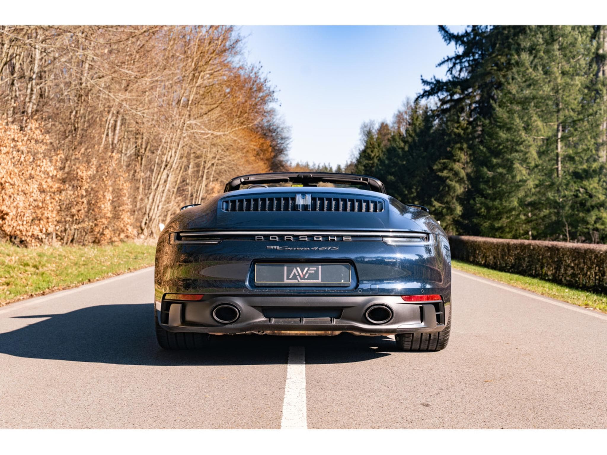 Porsche 911 911 Carrera 4 GTS Cabriolet - Sport Chrono - Roues arrières (2021) - Photo 3