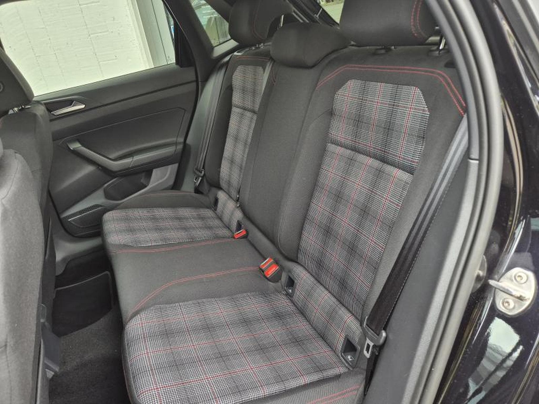 VW Polo GTI (2023) - Foto 12