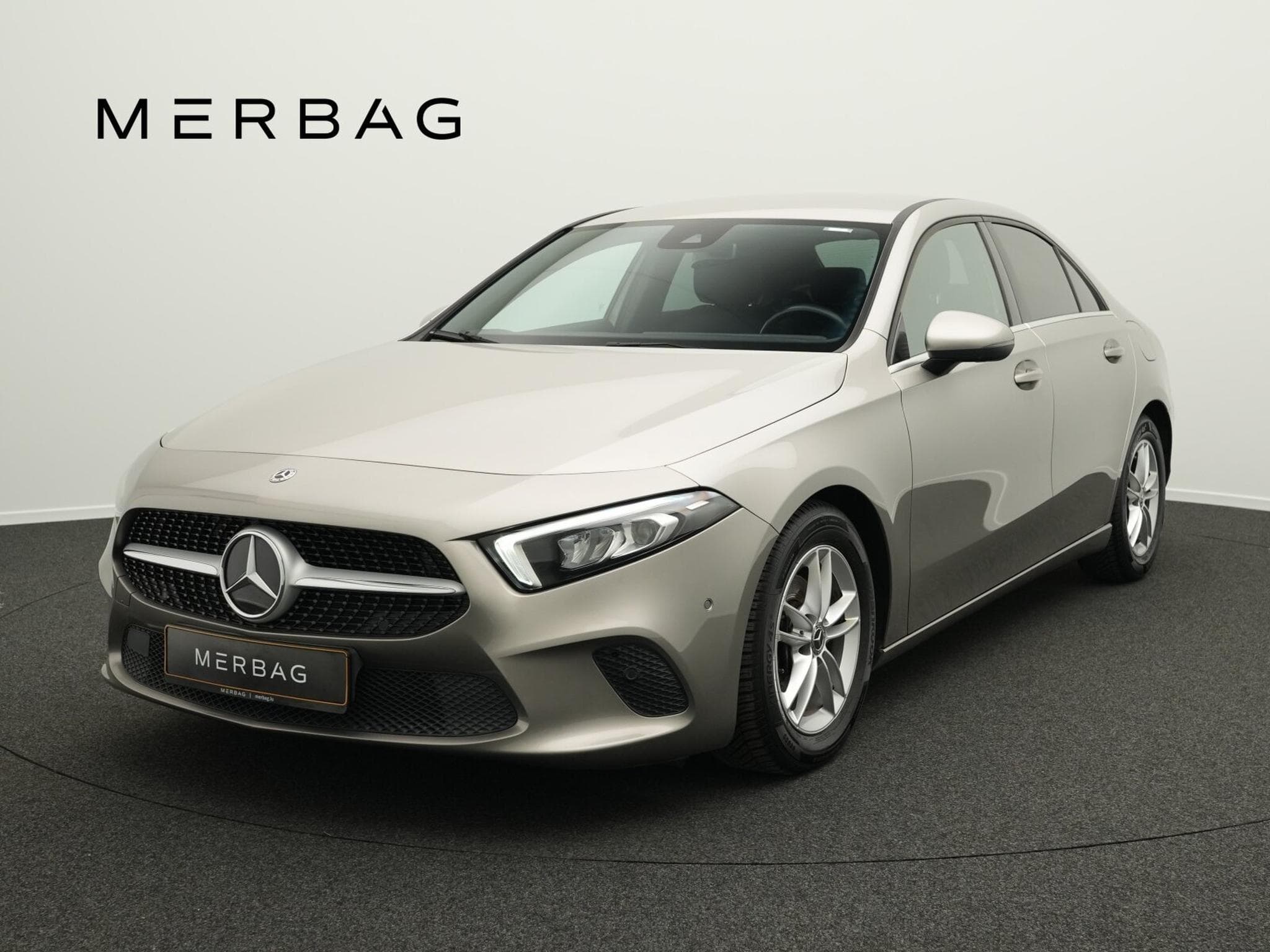 Mercedes A 180 d Limousine (2019) - Photo 1