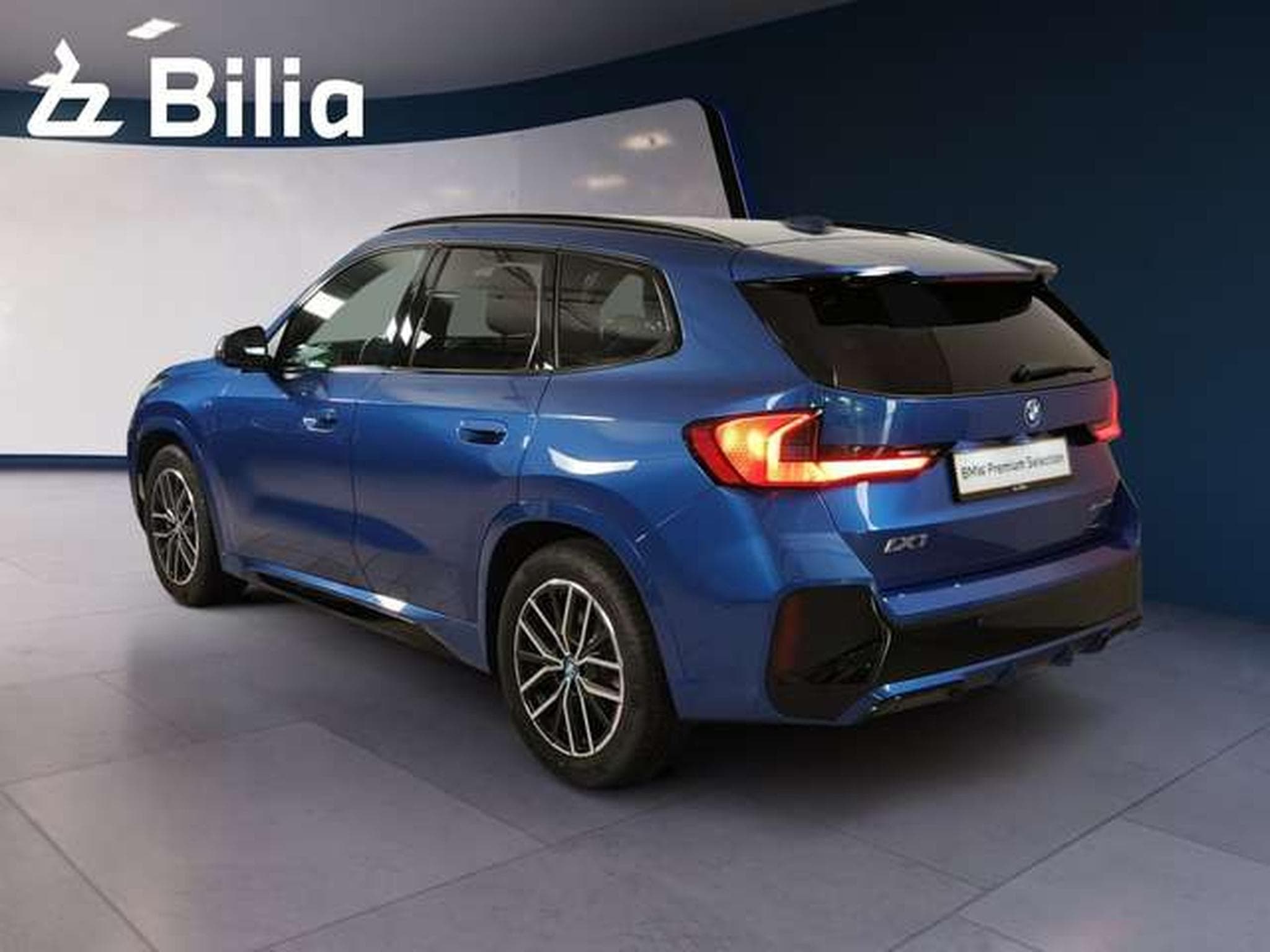 BMW iX1 xDrive30 Head-Up HK HiFi DAB (2025) - Photo 4