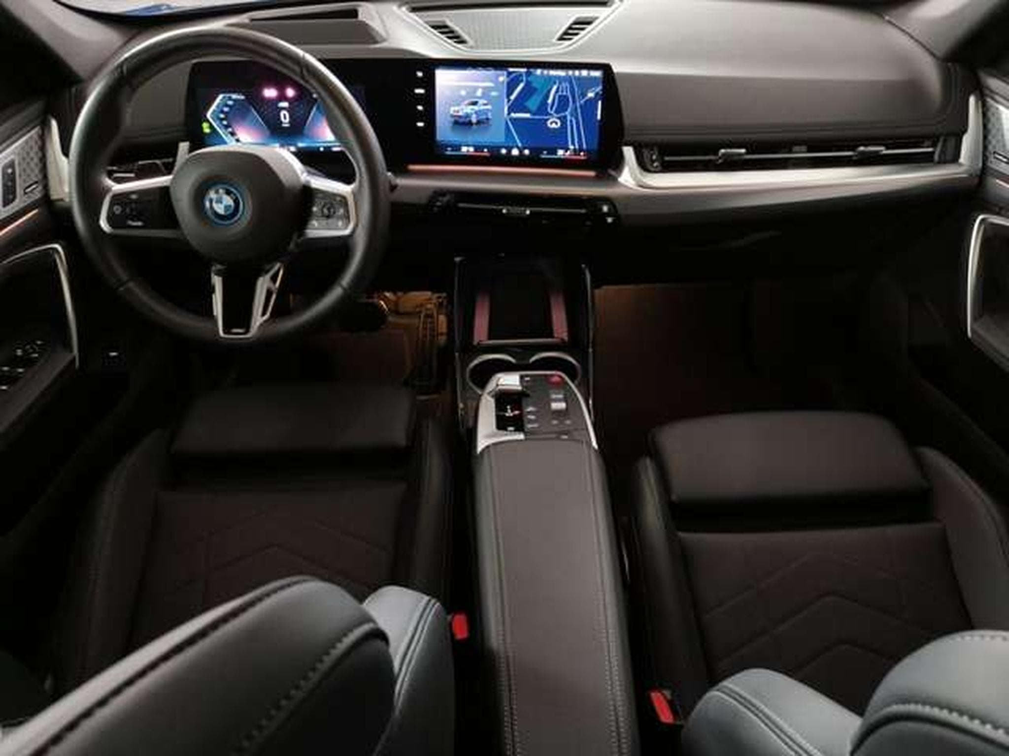 BMW iX1 xDrive30 Head-Up HK HiFi DAB (2025) - Photo 5