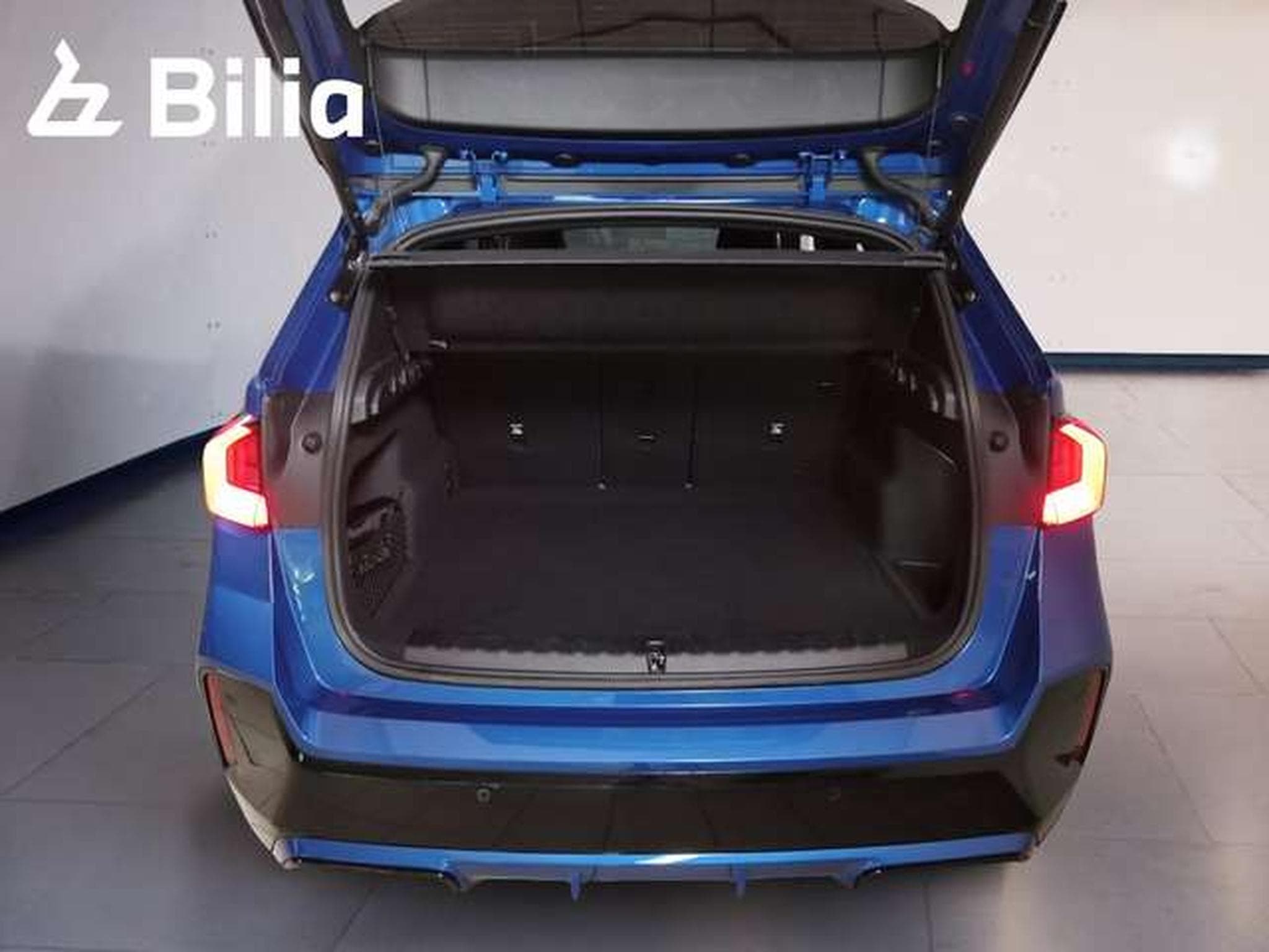 BMW iX1 xDrive30 Head-Up HK HiFi DAB (2025) - Photo 9