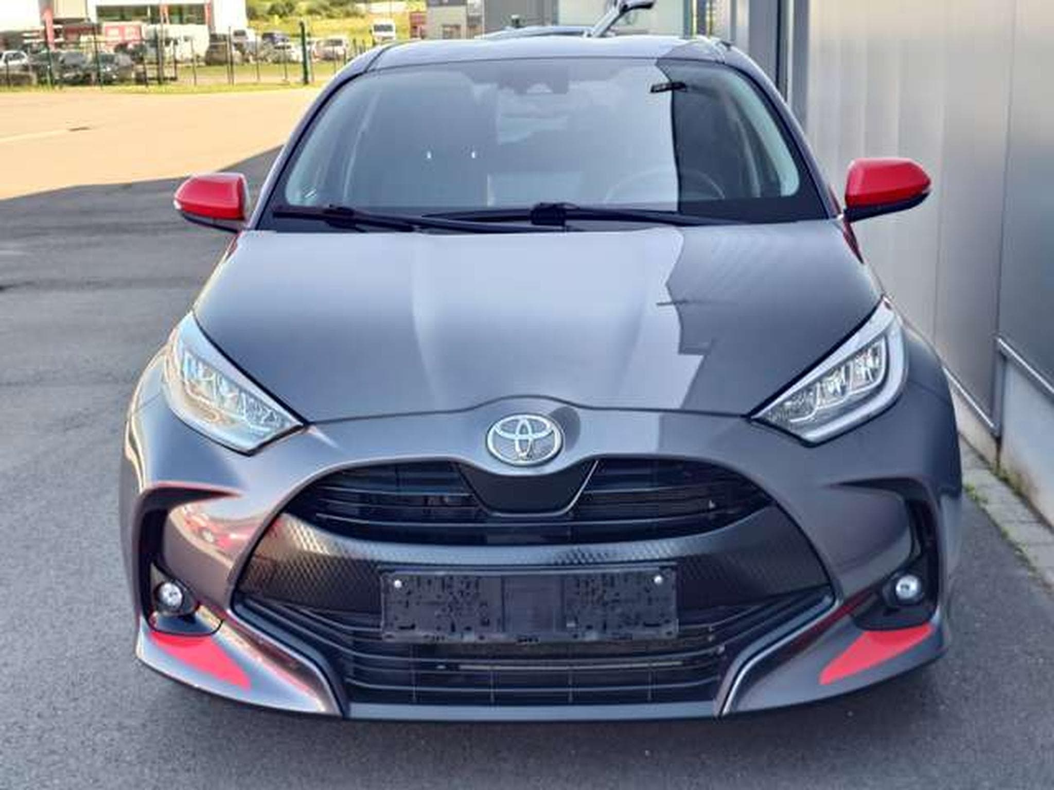 Toyota Yaris Yaris 1.5i Dual 125 ps VVT-iE Dynamic (2021) - Photo 2