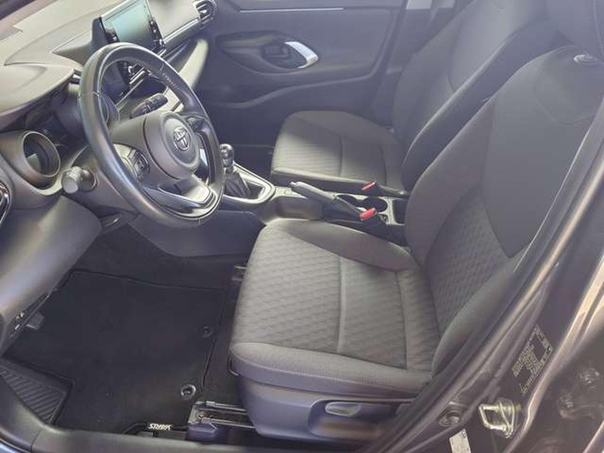 Toyota Yaris Yaris 1.5i Dual 125 ps VVT-iE Dynamic (2021) - Photo 7
