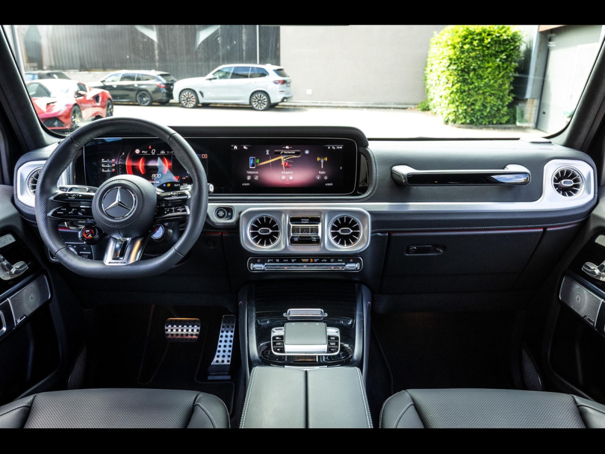 Mercedes G 63 AMG V8 BI-TURBO (FACELIFT) – OBSIDIAN BLACK METALLIC (2024) - Foto 14