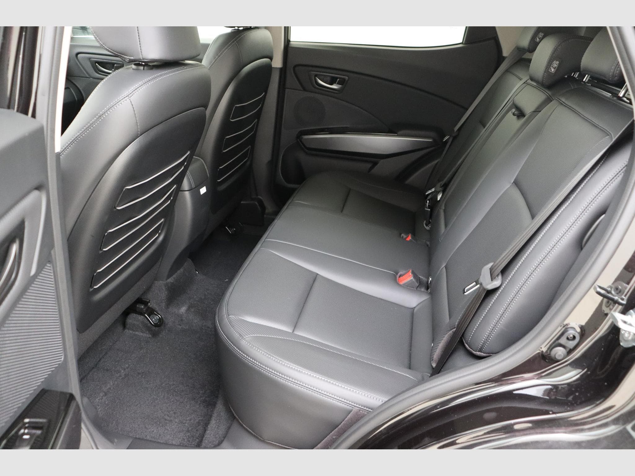 Kgm Tivoli Platinum (2026) - Foto 16